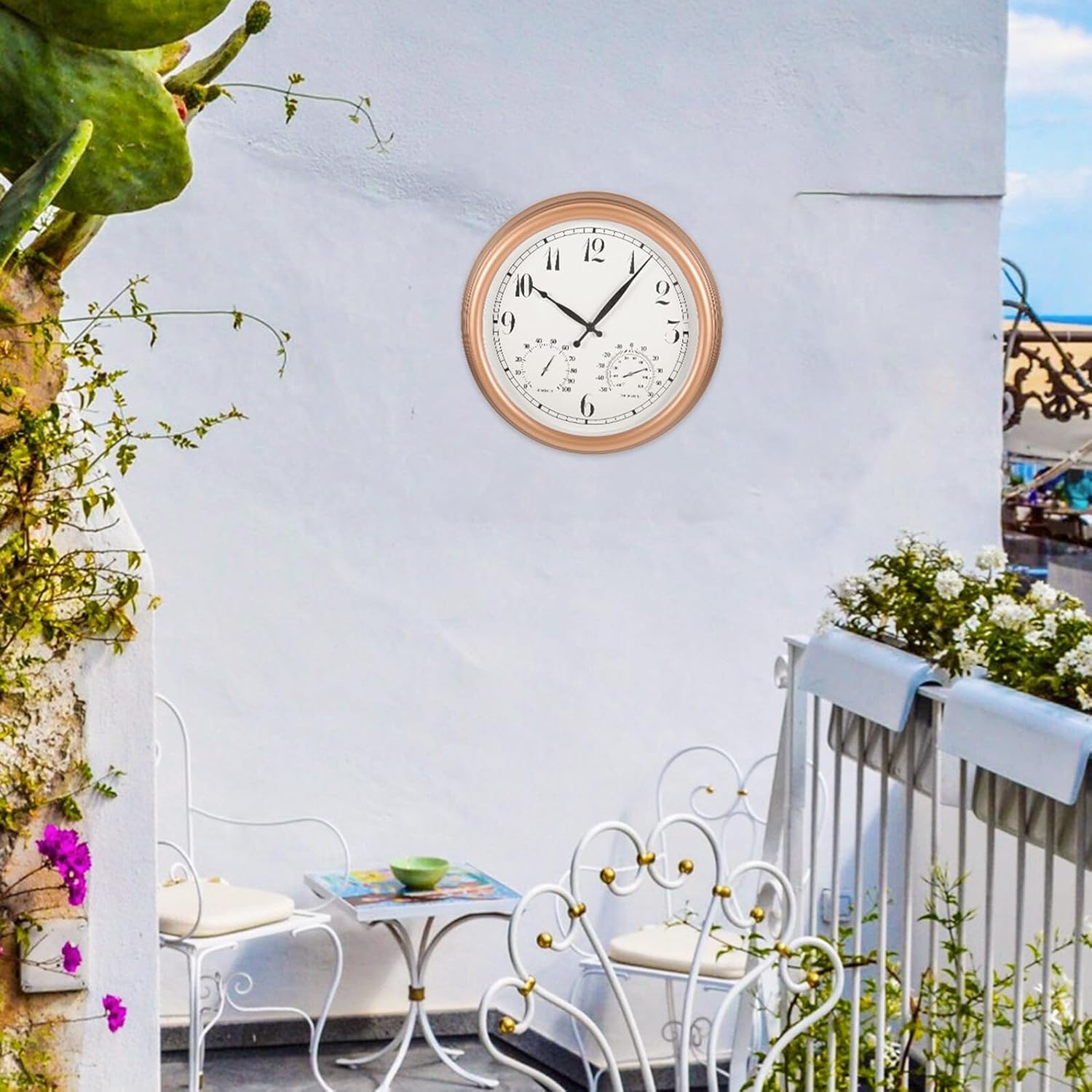 Outdoor 15-inch Waterproof Garden Clock with Hygrometer and Thermometer, Patio Wall Hanging Weather-Resistant Analog Clock for Outdoor Use Random Style