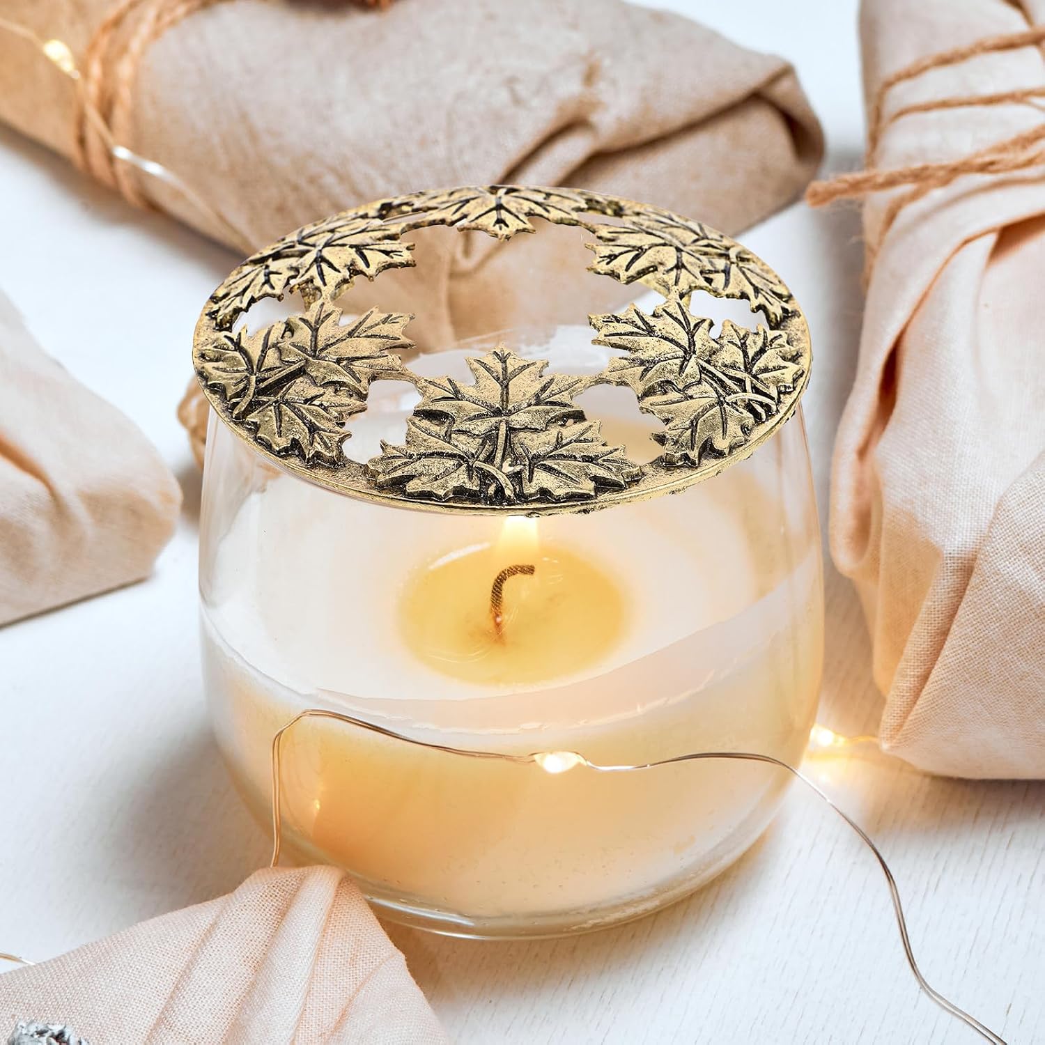 Metal Jar Candle Toppers Scented Cover with Intricate Hollow Maple Leaf Design, Prevents Smoke and Debris for Candle Jars, for Homes and Hotels