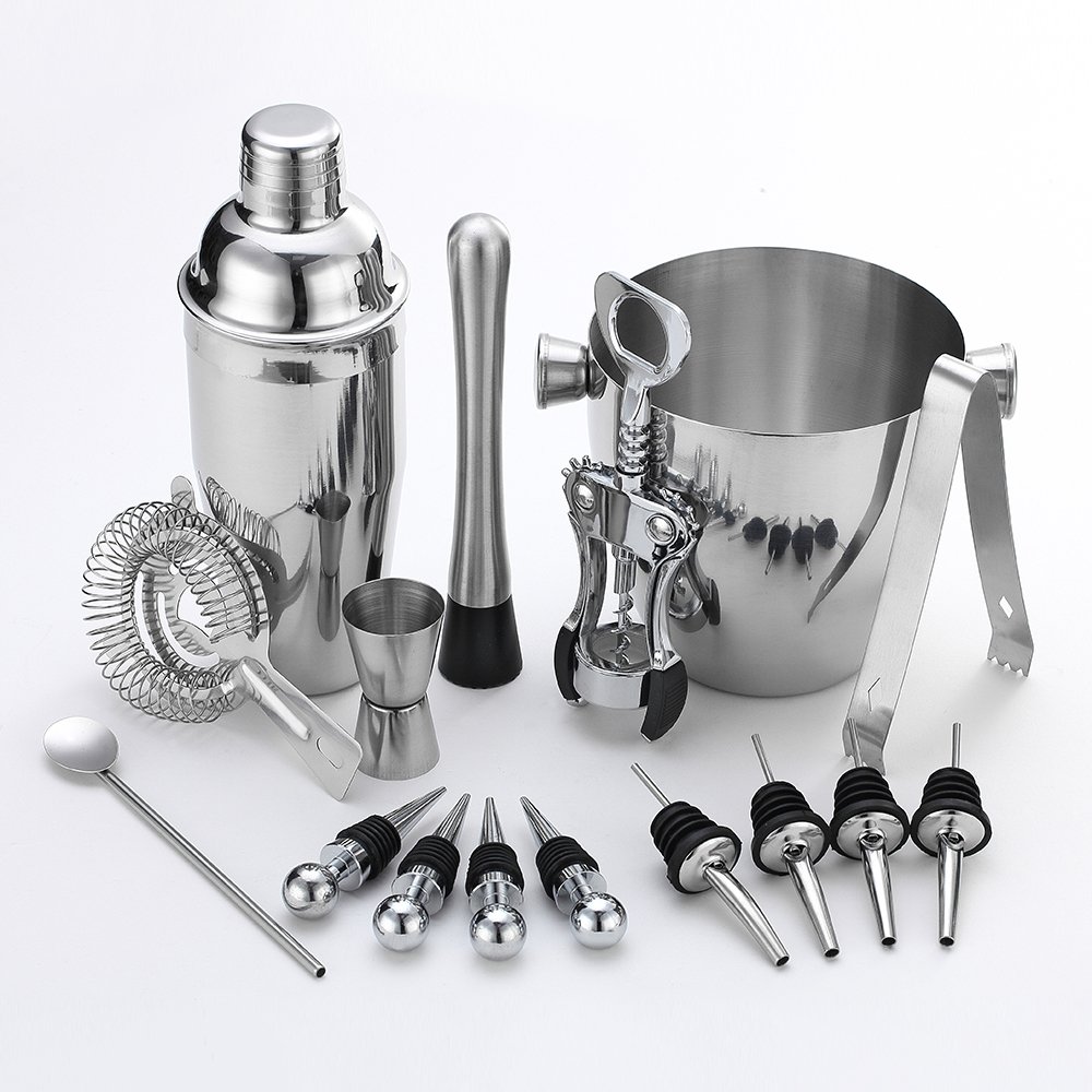 Professional Vino e Cocktail Mixing Bar Set by, Large 25 oz. Shaker in Acciaio Inossidabile, Secchiello per Il Ghiaccio, pestello, Doppio Jigger, 4 Liquor Bottle Pourers, Strainer, Filtro Conico