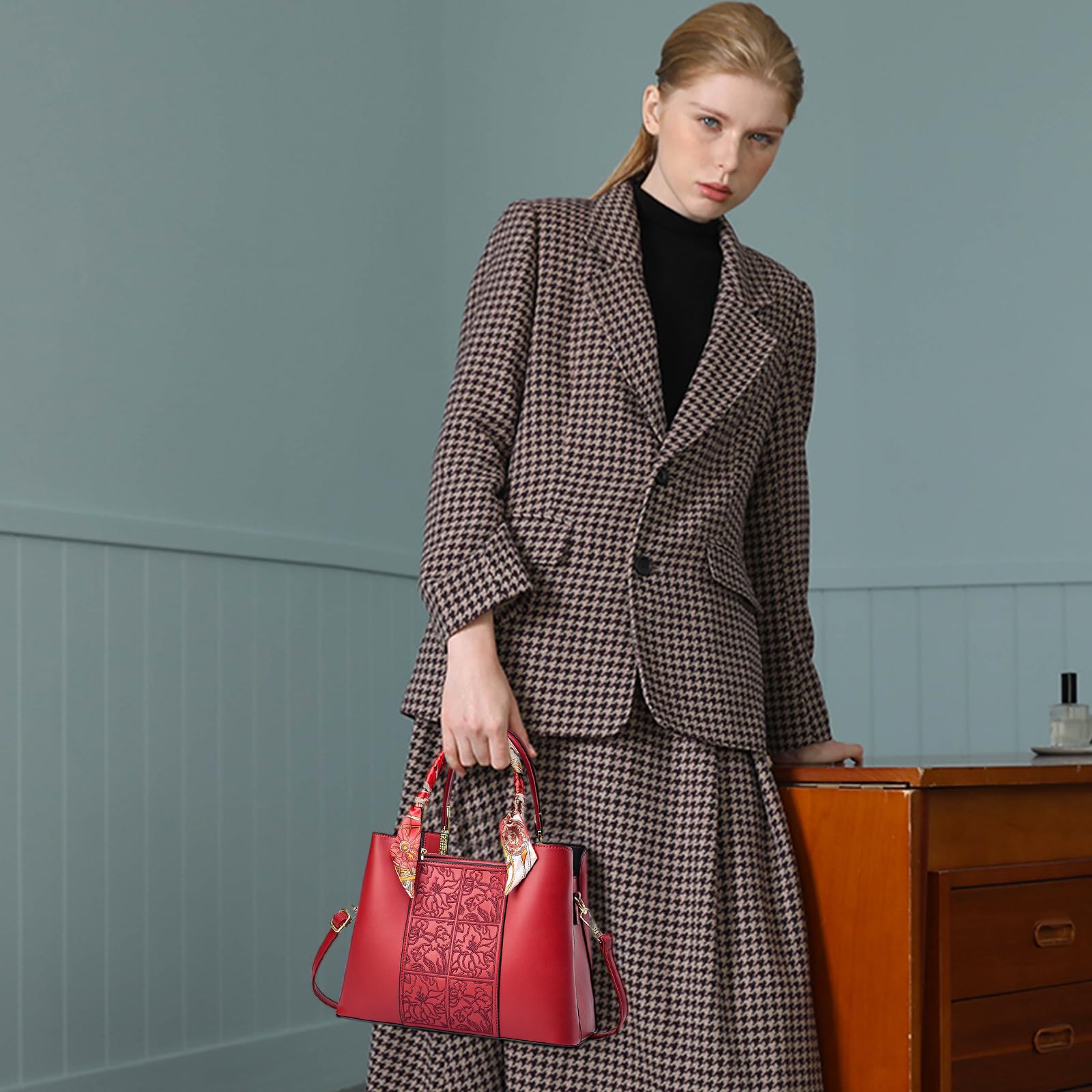 NICOLE & DORIS Sac à Main Femme Elégant Sac Bandoulière Sac à Main Porté Epaule Chic Sac D'épaule PU Cuir Sac Pochette Sac Fourre Tout Avec Brodé