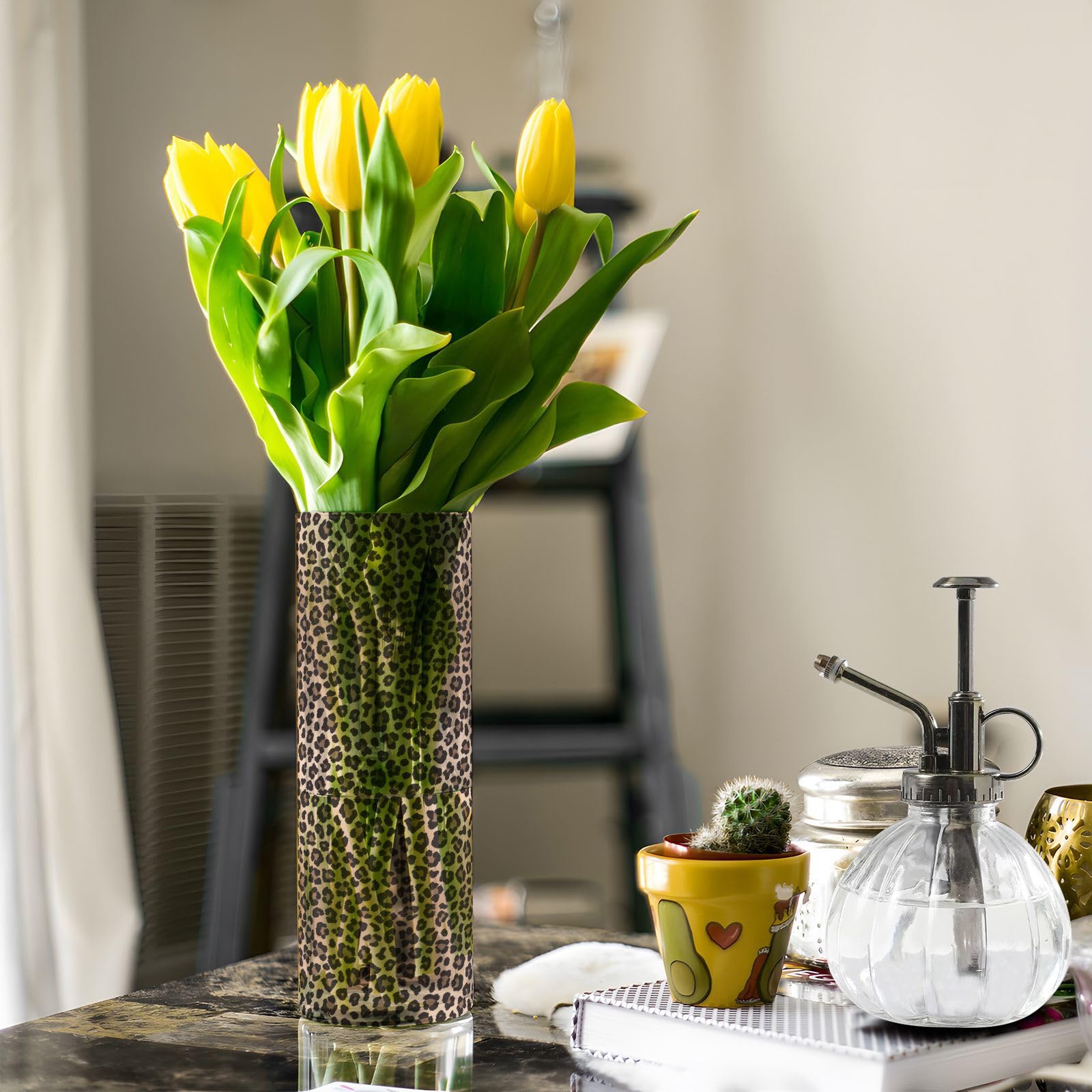 Plastikvase für Blumen 30 cm klar kleine Vase kleine Vasen für Blumen Esstisch Bücherregal Bibliothek, Leopardenmuster mit Farbübergängen