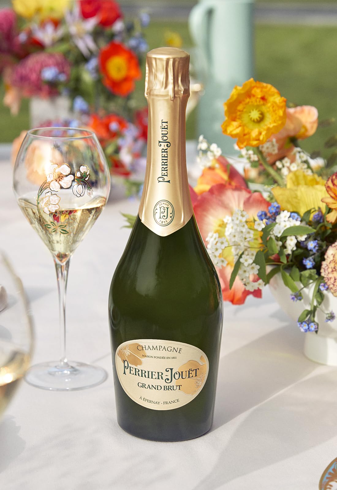 Perrier-Jouët Grand Brut Non Vintage Champagne, 750ml, Standard