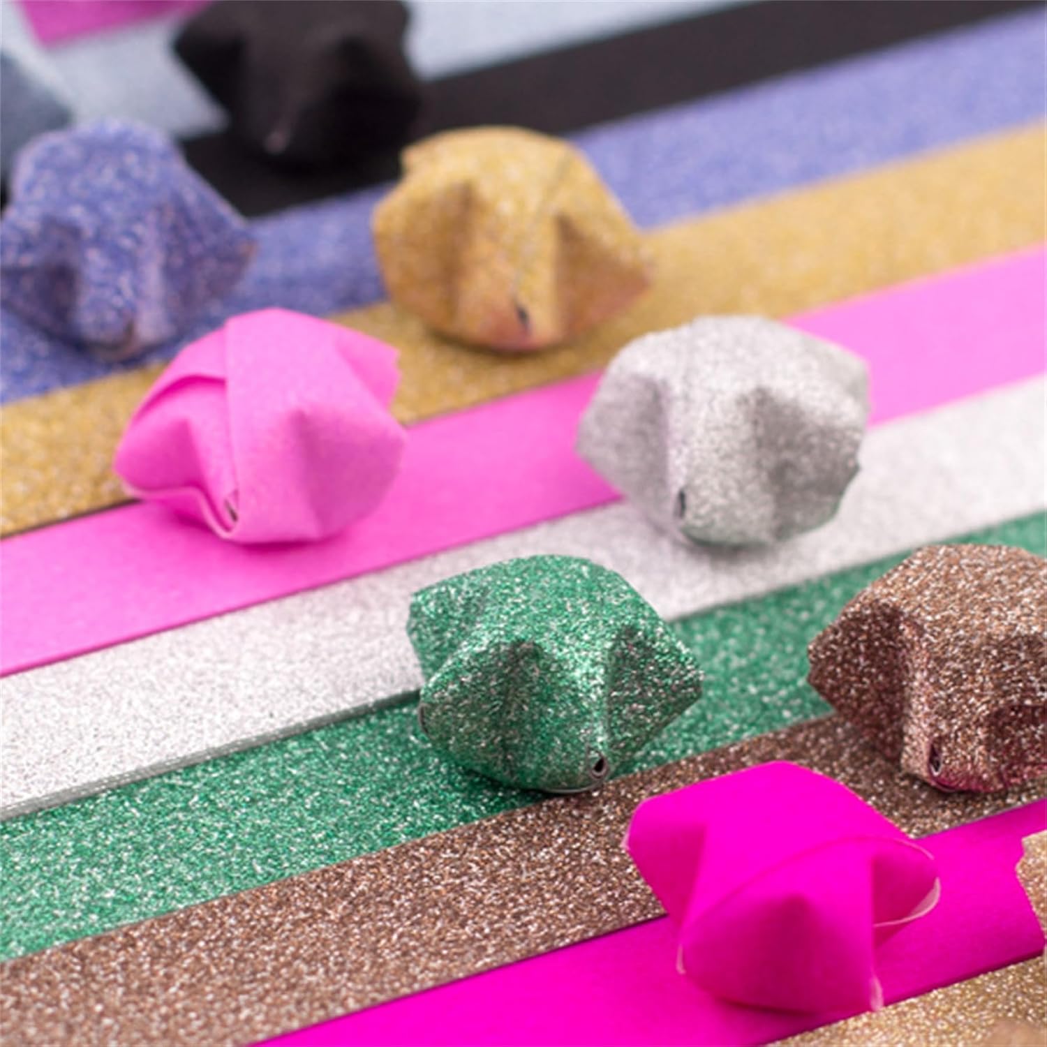 1040 Sheets Origami Star Paper Glitter Stars 7 Colors of Cute Strips Lucky Star Decoration Folding Paper for DIY Hand Art Supplies (7color- 1040 sheets)