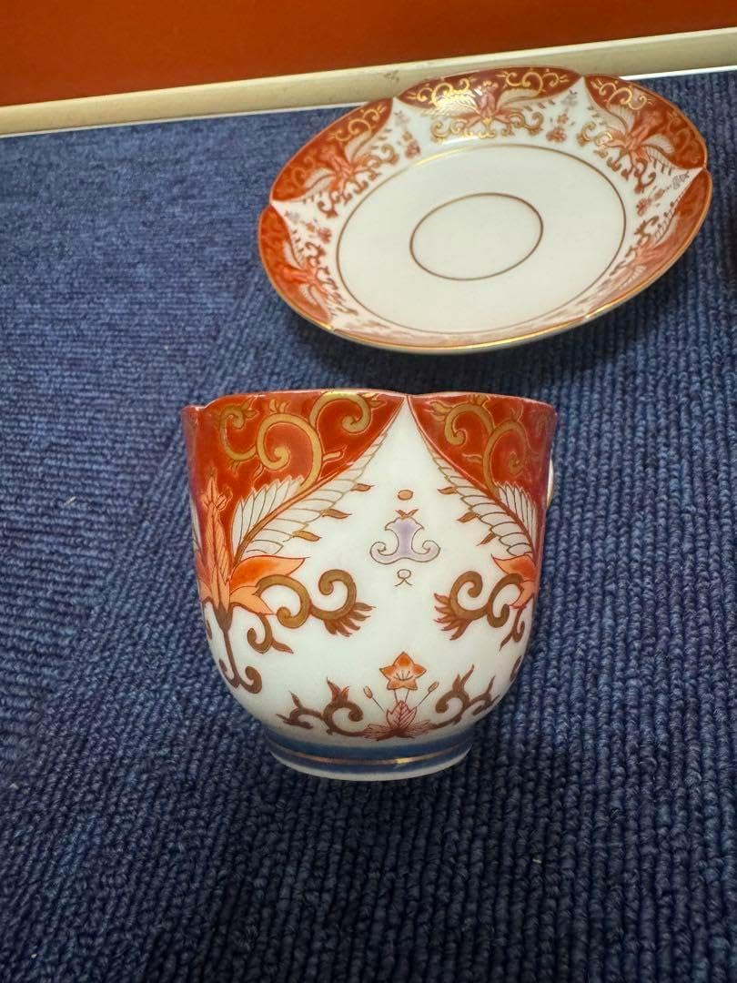 1603 有田焼 賞美堂 其泉窯 赤濃金彩唐草コーヒー碗皿2客セット