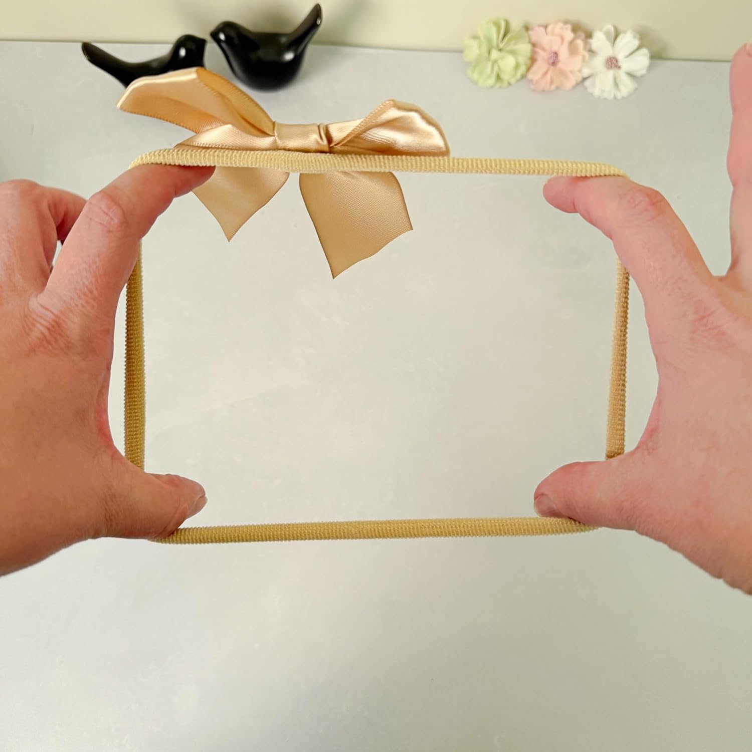 Kit 5 Faixas Tiara Lacinhos para Bebê Não Aperta Laço Sortidas Meia de Seda (Modelo E, Único) em promoção! Veja a oferta e mais achadinhos de Laços & Tiaras Infantis 4 Hoje é o melhor dia para comprar Kit 5 Faixas Tiara Lacinhos para Bebê Não Aperta Laço Sortidas Meia de Seda (Modelo E, Único) com aquele preço maroto! Promoção! Aproveite a oferta! 4