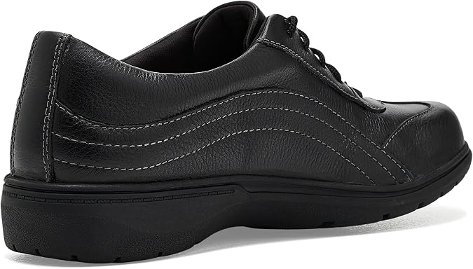 Clarks Women's Carleigh Dream