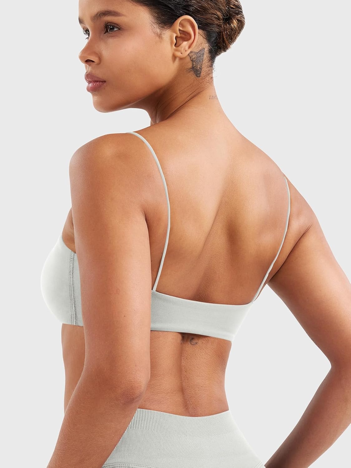 YEOREO Women's Spaghetti Strap Sports Bra Enidy Square Neck Yoga Wireless Low Impact Padded Seamless Cami Crop Top - Image 2