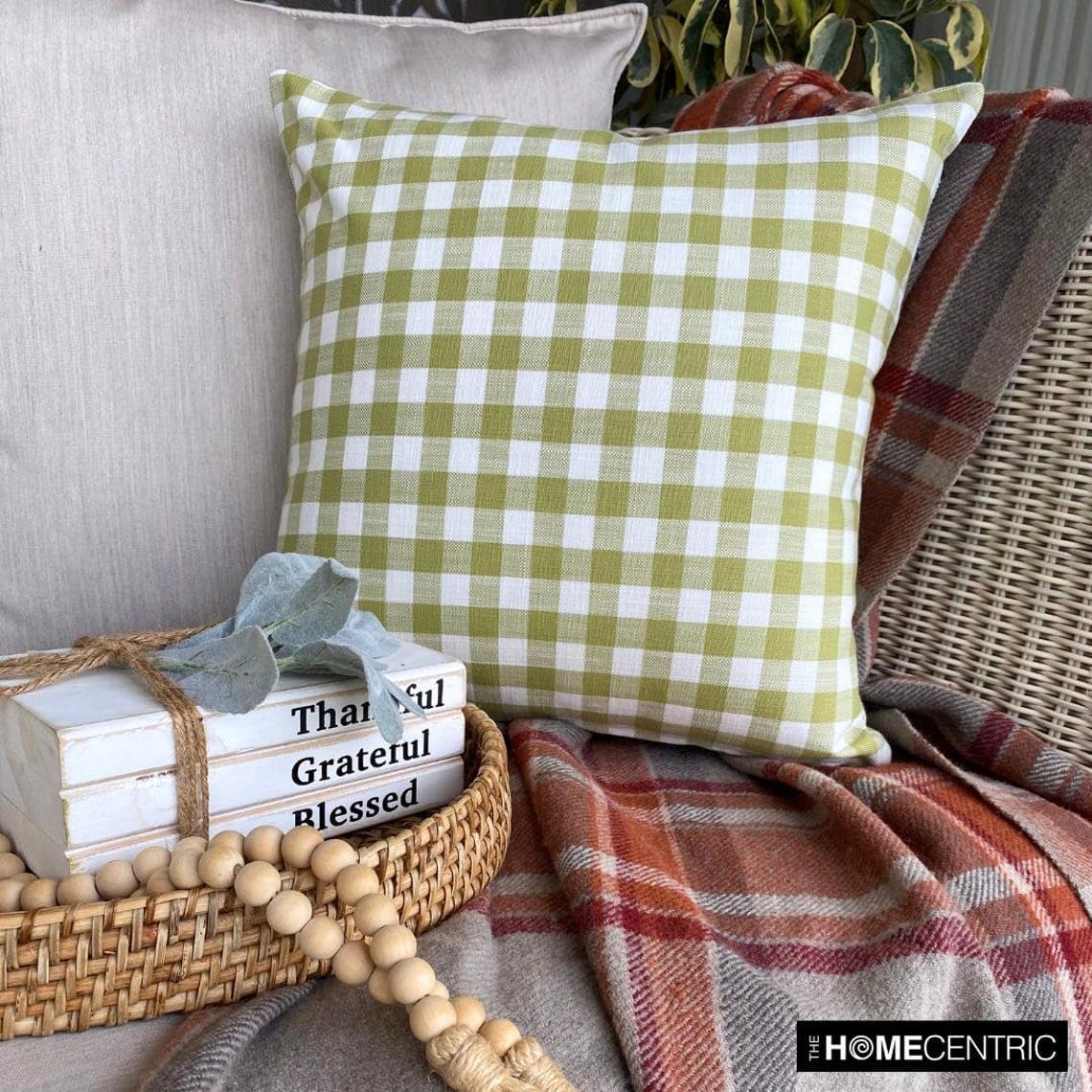 Christmas Checkered Throw Pillow cover, 14"x14" Green Cotton Pillowcase, Country & Farmhouse Checkered Holiday Decorative Pillow Cover For Sofa Couch, Hotels, living Room, Bed Room - Checkmate Verde