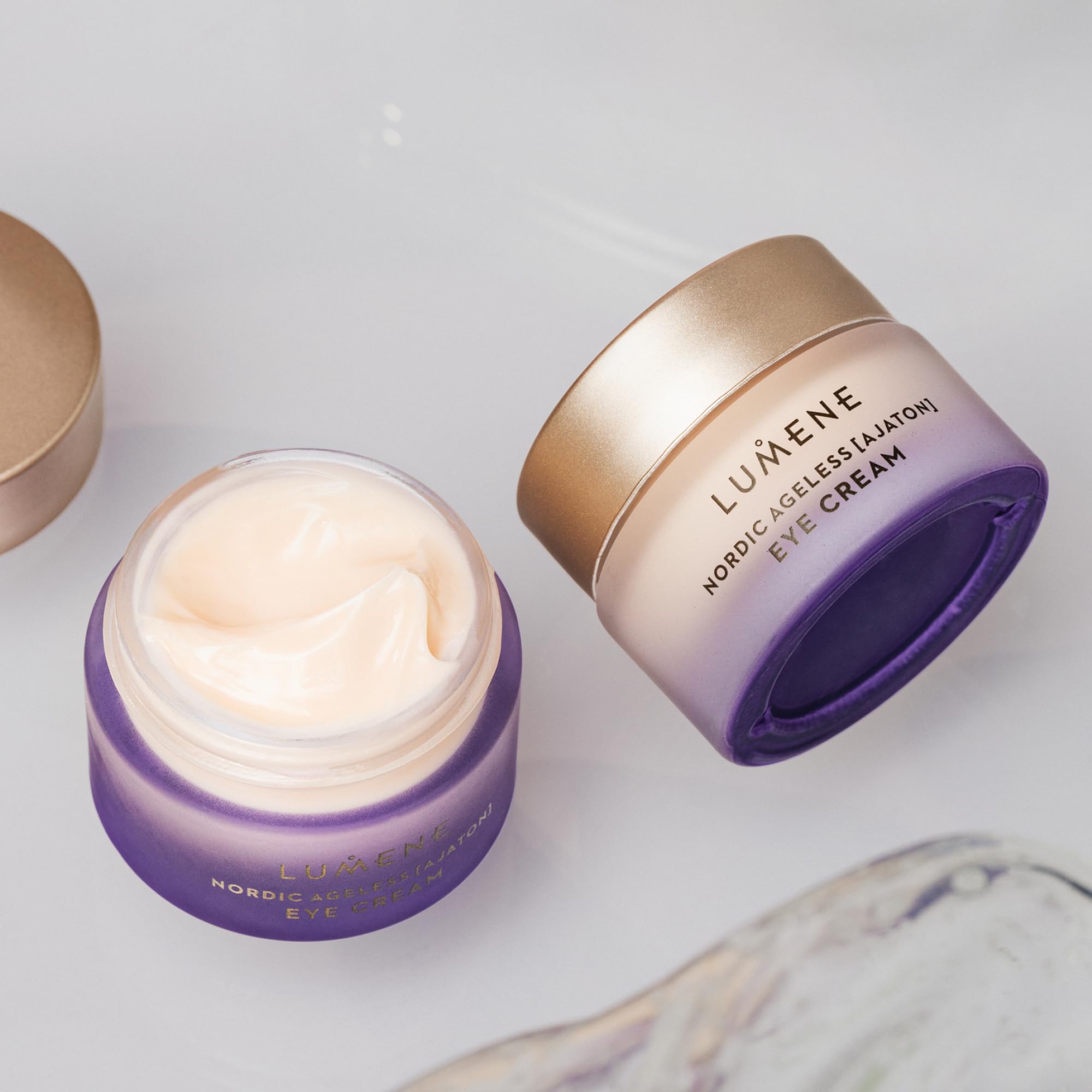 LUMENE [AJATON] Nordic Ageless Eye Cream | Strafft, glättet und spendet Feuchtigkeit für die empfindliche Augenpartie | Mit nordischem Birkensaft und Hyaluronsäure | Faltenvorbeugung für reife Haut