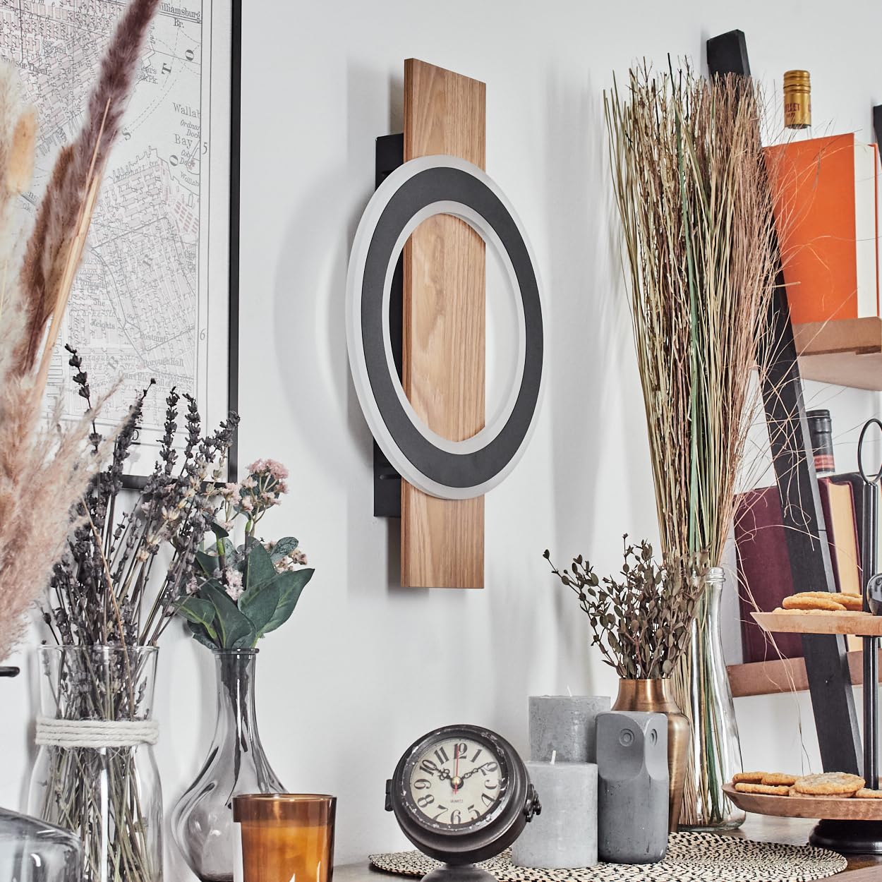 HOFSTEIN LED Wandleuchte Besperia, Wandlampe aus Metall/Kunststoff in Holzoptik/Schwarz/Weiß, 18 Watt, 1740 Lumen, 3000 Kelvin, moderne Leuchte für Schlafzimmer, Esszimmer, Wohnzimmer, Küche, Flur