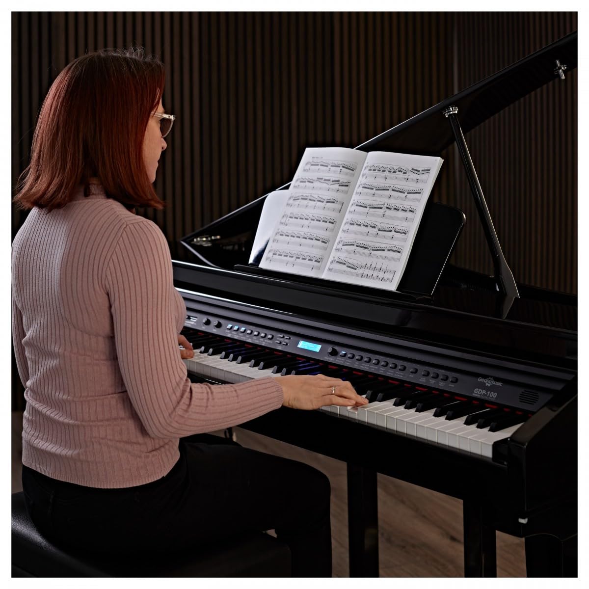 Pianoforte a Coda Digitale GDP-100 di Gear4music | Sensazione Realistica dei 88 Tasti Pesati Sensibili al Tocco, Modalità Split e Layer, 55 Brani di Accompagnamento