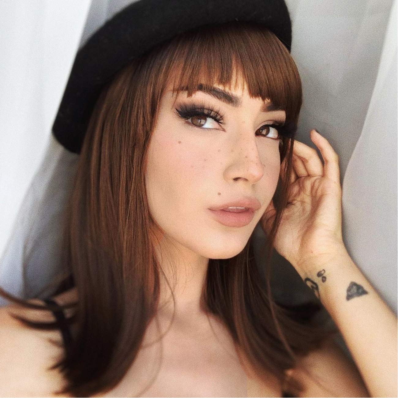 K'ryssma Bob Wig With Bangs - Natural Looking Brown #4 Synthetic Wigs with Highlights #30 Cheap None Lace Short Hair Wigs for Women Full Machine Made 14 inch (M03000)