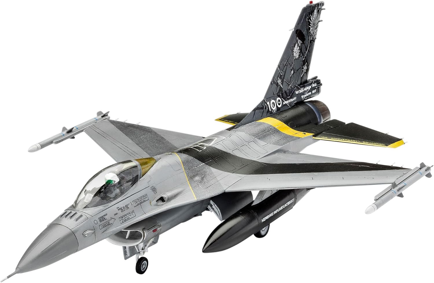 Revell F-16 MLU 03905: Scale 1:72
