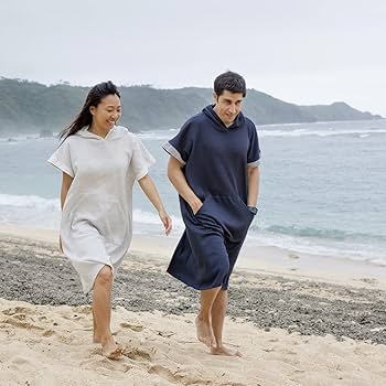 Dior ビーチタオル　ポンチョ　ブランケット Christian Dior Vintage Trotter Monogram Beach Towel