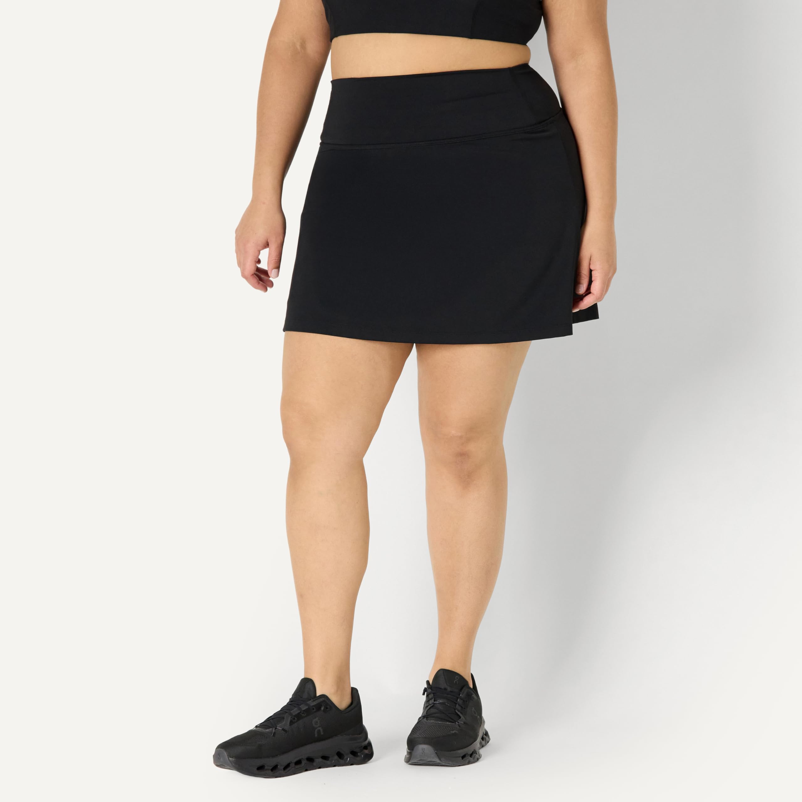 Amazon Essentials Donna Gonna da Tennis Tecnica in Formflex Morbidissimo con Shorts Integrati, con Tasche