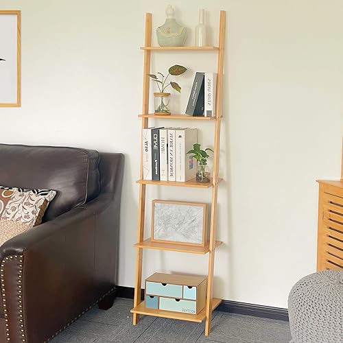 Vista 2 de HYNAWIN Wall Leaning Ladder Shelf Bookcase,5-Tier Bamboo Storage Rack Shelvest,FreeStanding Plant Stand, Corner Display Shelves for Living Room
