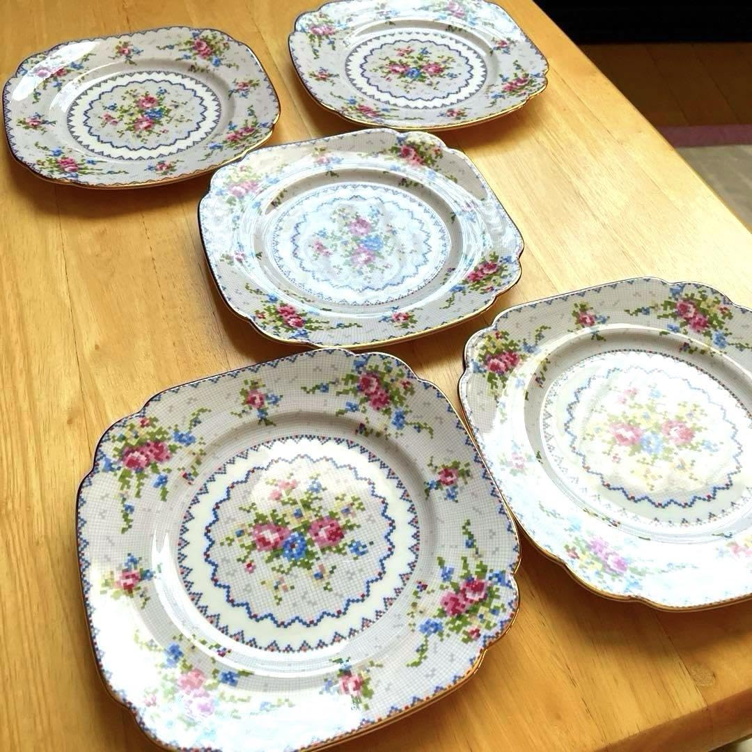 Royal Albert ロイヤル・アルバート プチポワン 24cmスクエアプレート