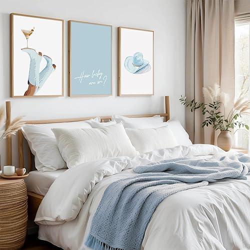 Miniatura 5 de Arte de pared de vaquera occidental, lienzo de vaquero azul claro, decoración de pared, botas de vaquera costera, póster estético de Martini,