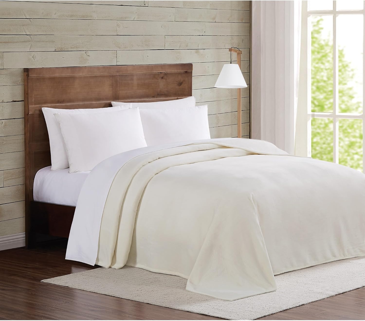 TRULY SOFT Velvet Plush Ivory Polyester 1-Piece Full/Queen Blanket, Solid Themed, for Men and Women, Oeko-TEX Certified Confidence