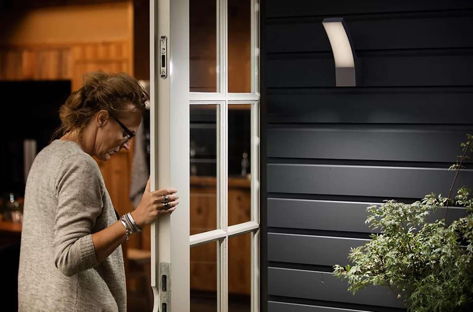 Philips Lighting - Aplique mural Splay, lámpara LED de exterior, color antracita, luz blanca neutra, 12W