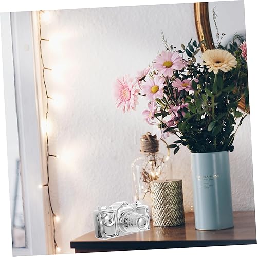 Miniatura 8 de IMIKEYA Figura decorativa de cerámica plateada para el hogar y la oficina, escultura de escritorio creativa con forma retro para sala de estar,