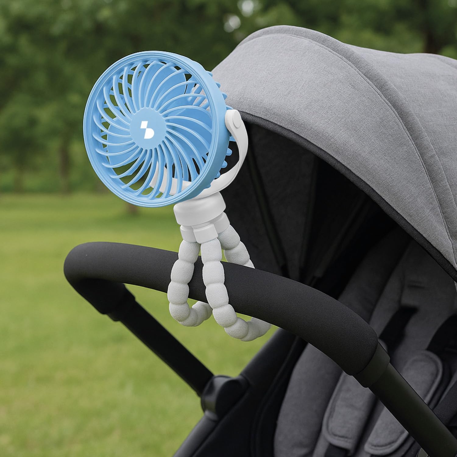 BEPER P206VEN431 Mini Ventilatore con Gambe Flessibili Ricaricabile USB-C, Ventilatore Portatile 3 Velocità, Rotazione 360°, Luce LED, Gambe flessibili per Passeggino, Ombrellone, Auto