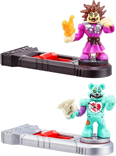Akedo 14267 Ultimate Arcade Warriors Versus Pack EPIC SHREDDY VS MADAME FURBALL Mini Battling Action Figures Ready, Fight, Split Strike