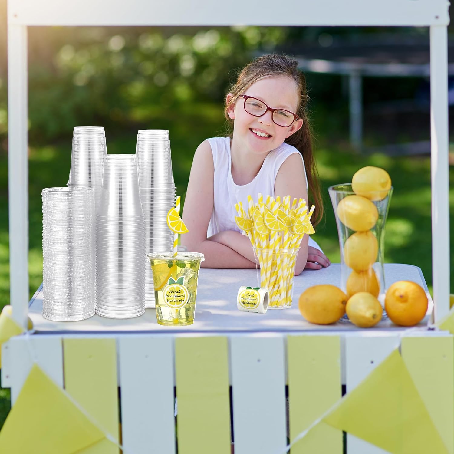 Gilprop 100 Sets Plastic Lemonade Cups with Lids and Straws Lemonade Stand Supplies 12 oz Disposable Lemon Cups Bulk with Stickers Lemonades Bar Supplies for Summer Beverage Drinking Party Favor