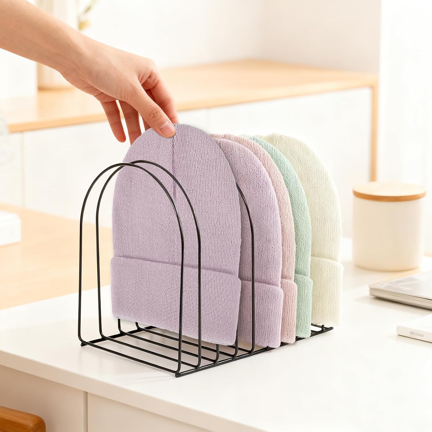 2 Pcs Beanie Holder Organizer, Metal Beanie Hat Display Stand, Knitted Hat Storage Rack Display Stand, Metal Cap Holder for Winter Cap Display, Suitable for Entrance, Bedroom, Office and Other Places