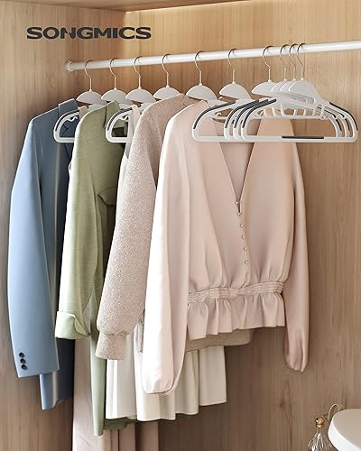 Miniatura 9 de SONGMICS Paquete de 50 percheros, perchas de plástico resistentes para trajes, apertura en forma de S, ahorro de espacio, gancho giratorio de 360,