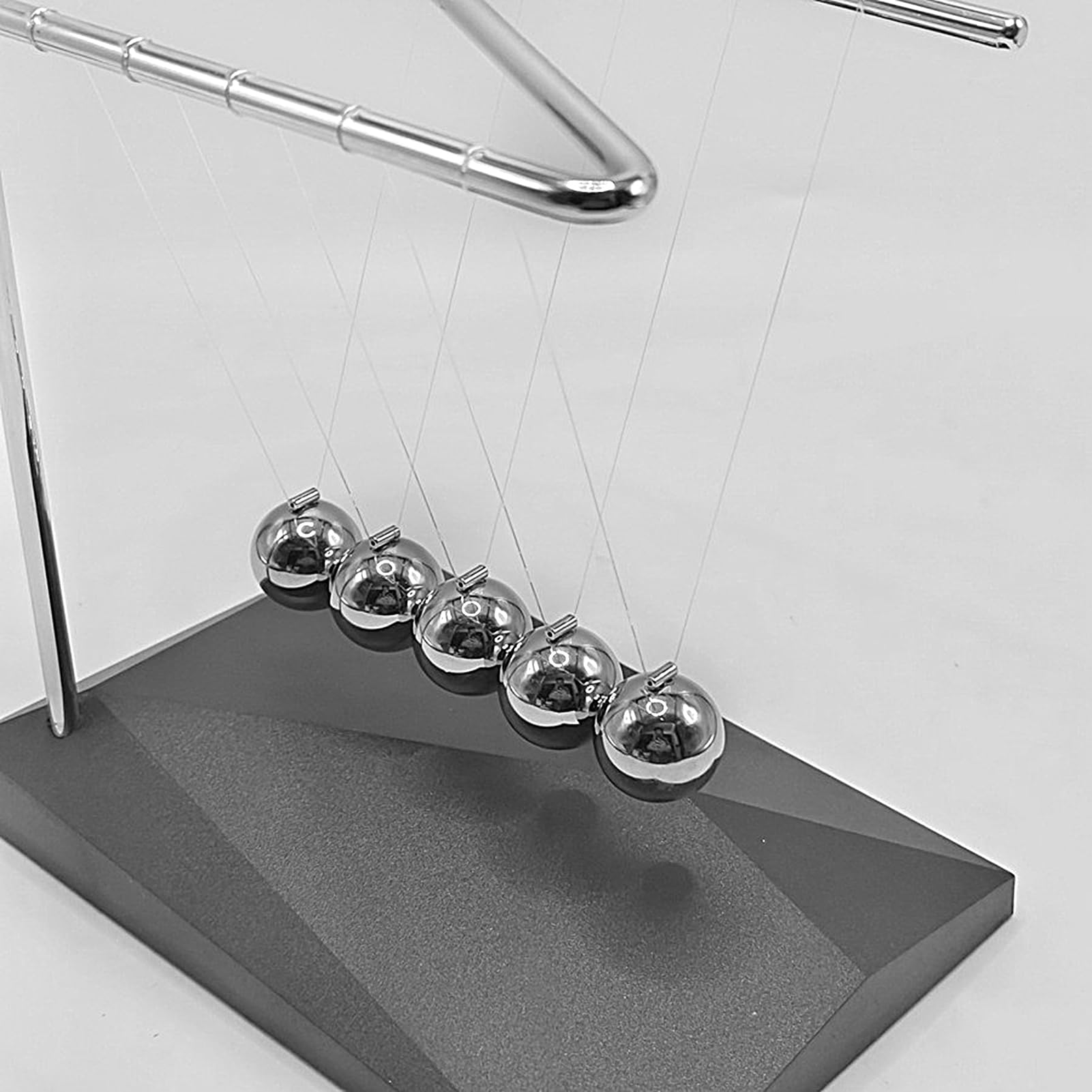 Wahadło kołyski Newtona, kołyska Newtona, Cradle Balance Balls, zabawka biurowa z ciągłym ruchem - zabawki fizyczne, fajne gadżety naukowe, huśtawka stalowa wahadła kulkowego