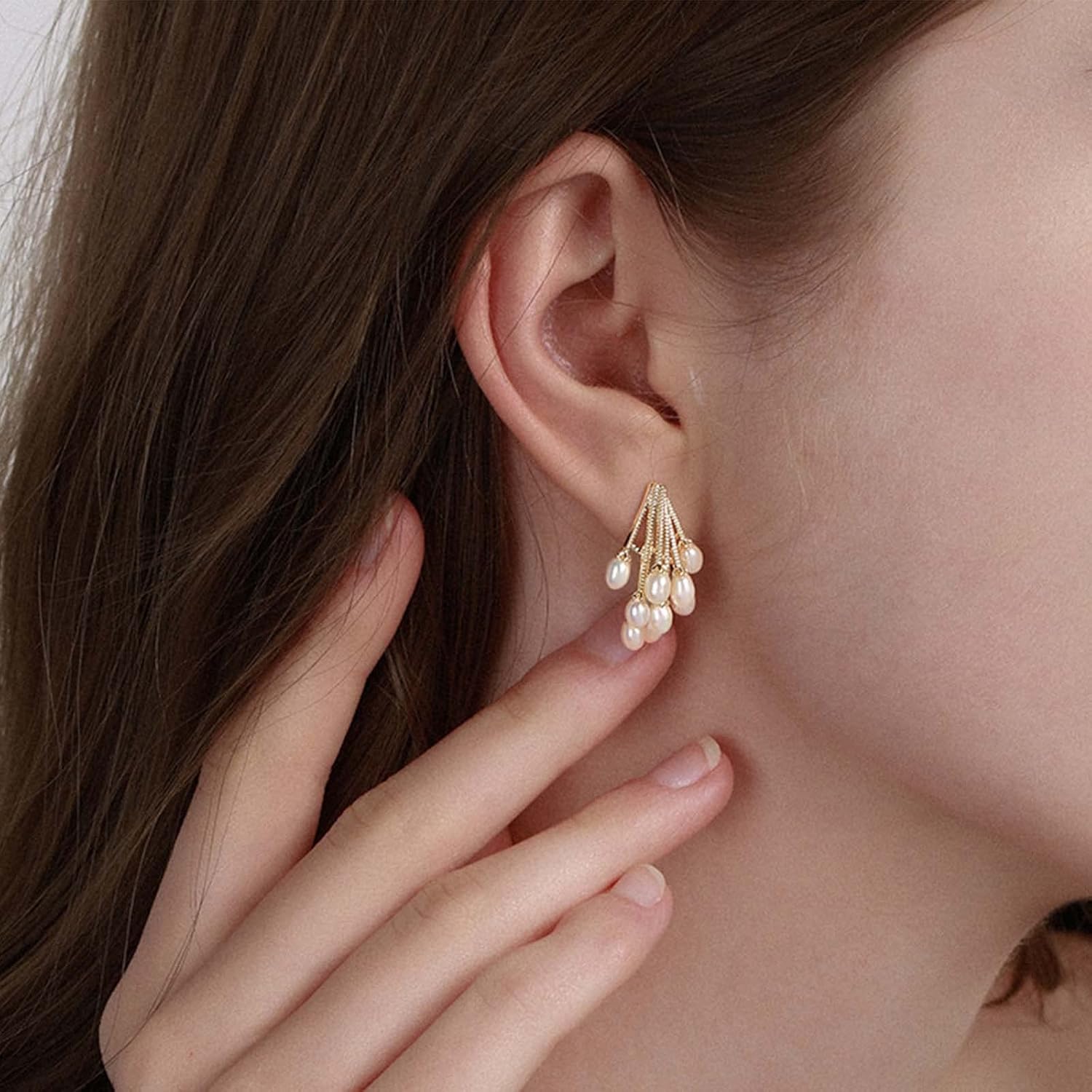 YienDoo Boho Pearl Drop Dangle Earrings Vintage Gold Pearl Cluster Dangle Earrings Grapes Pearl Drop Earrings Statement Fireworks Pearl Chandelier Stud Earrings Jewelry for Women - Image 2