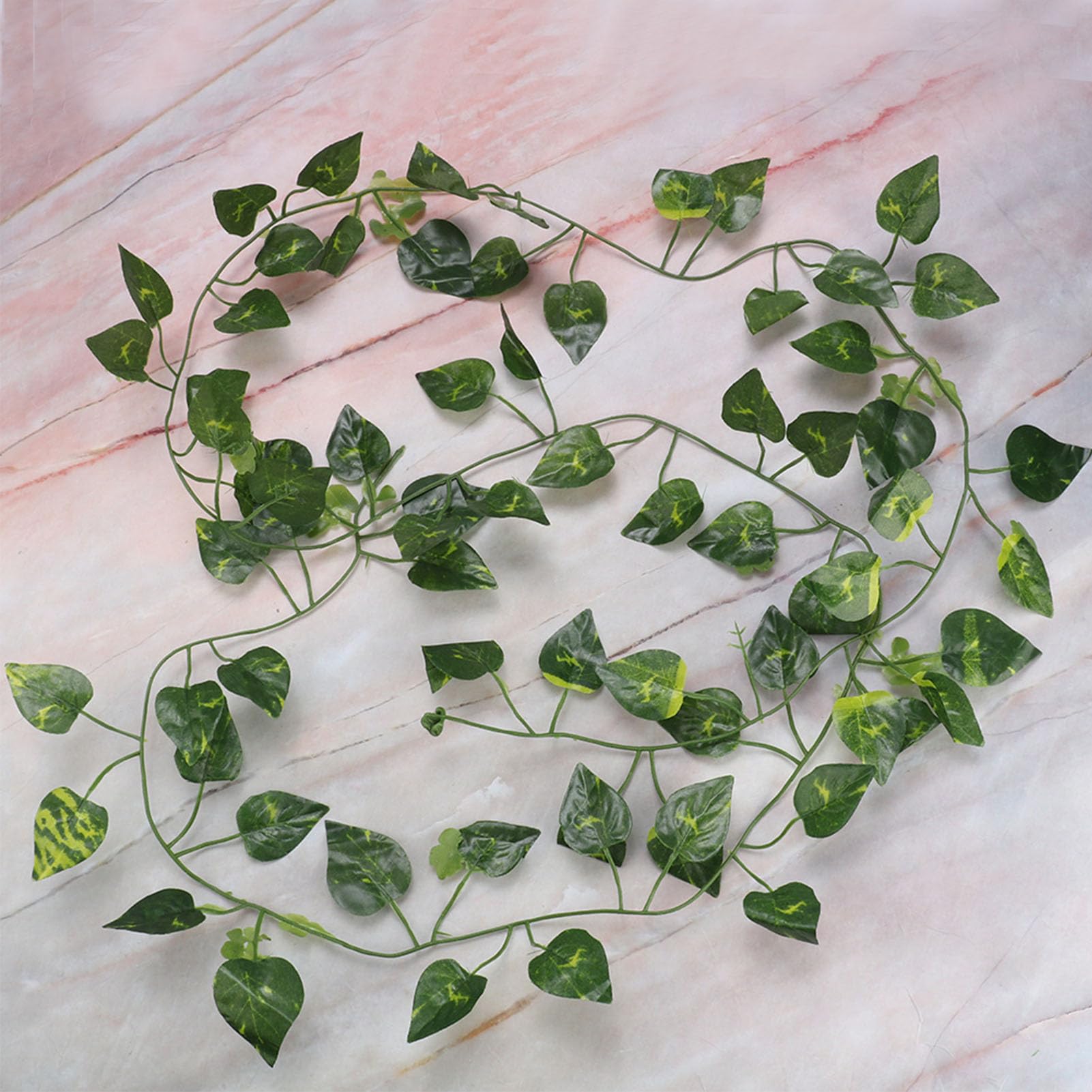 6.89ft Reptiles Artificielle Vigne en Plastique Faux Feuilles Suspendues Vert Simulation Plante Flexible Jungle Vines Grimpeur pour Reptiles Lézard Caméléon Habitat Décor(#1)