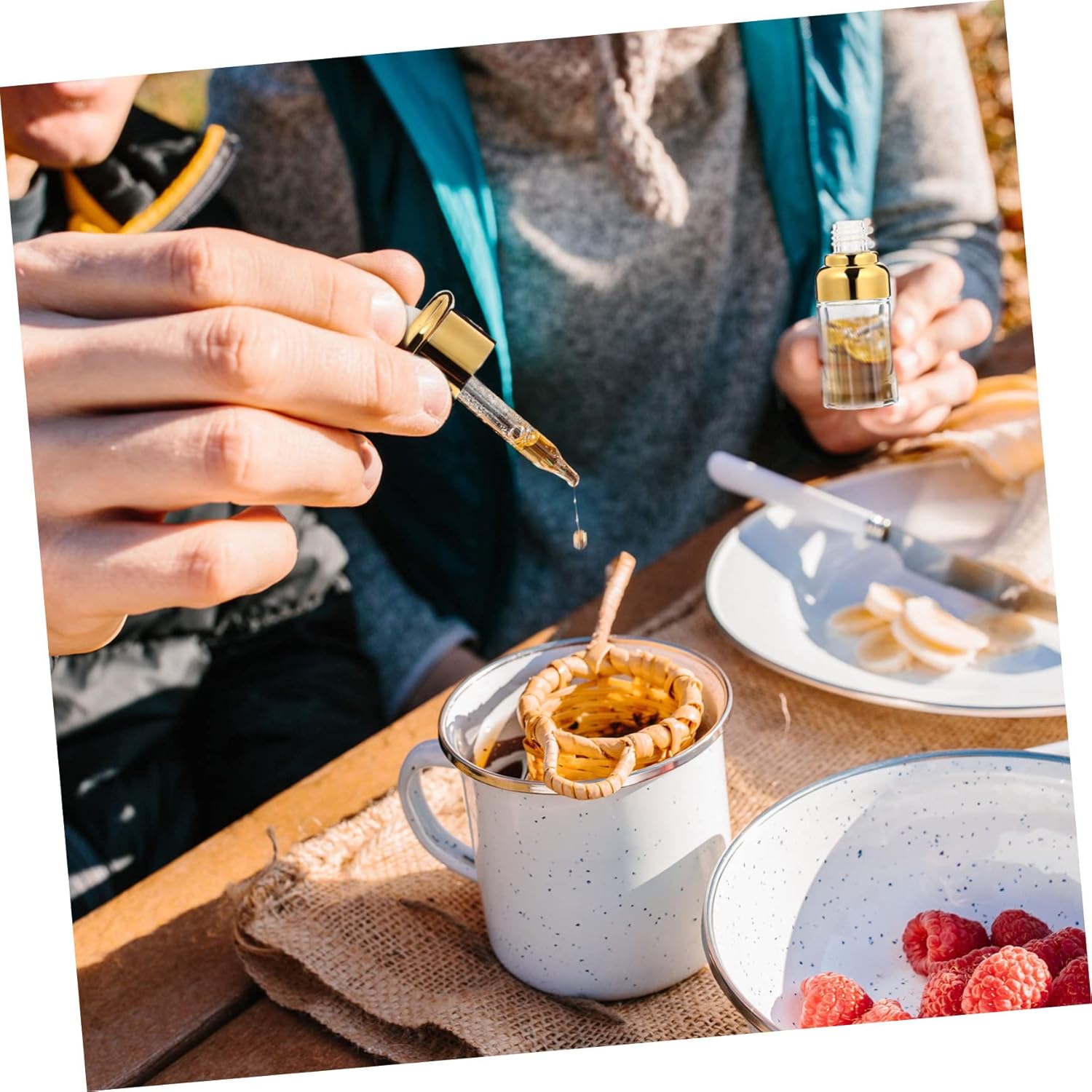 10pcs Multi-functional Essential Oil Bottles Droppers Glass Perfume Sample Vials Leakproof