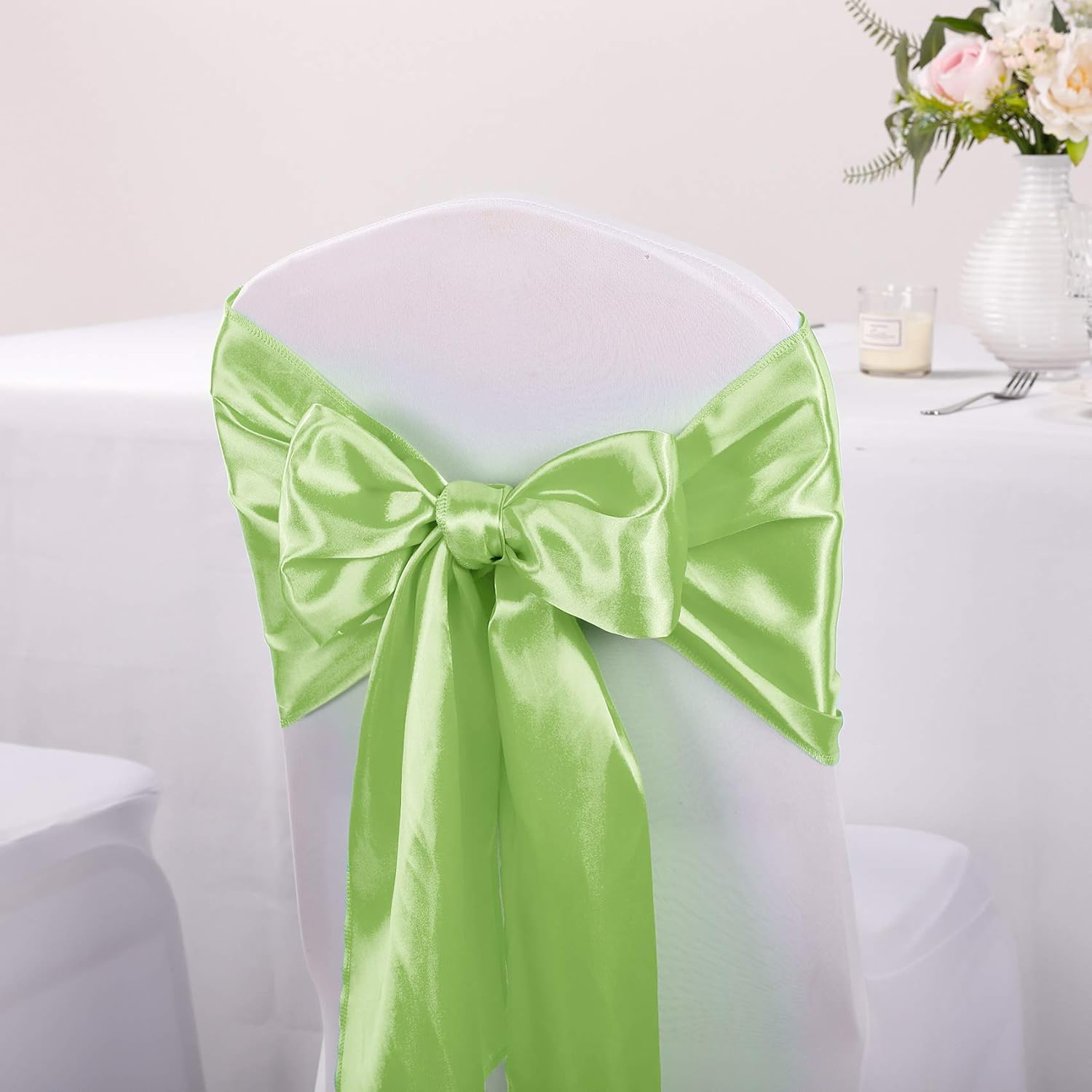 10-Pack Satin Table Runner Light Green 12 x 108 inches Long, Table Runners for Wedding, Birthday Parties, Banquets Decorations（10 Pack, 12x108 Inch, Light Green）