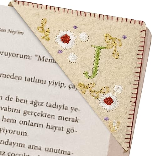 Miniatura 39 de Marcapáginas de esquina bordado, marcapáginas personalizadas con 26 letras de diseño de triángulo de fieltro, bordado y hecho a mano para tu placer