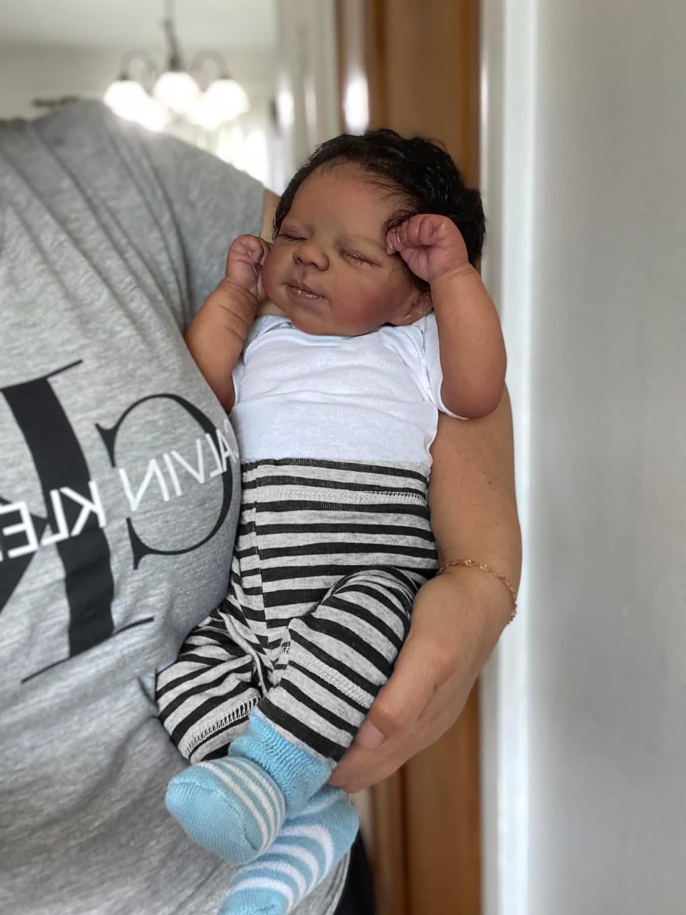 Zero Pam Lifelike Black Reborn Baby Dolls 18 Inch Realistic Baby Doll, Real Life Dolls That Look Real Black Boy, Sleeping African American Reborn Silicone Newborn Doll for Girls