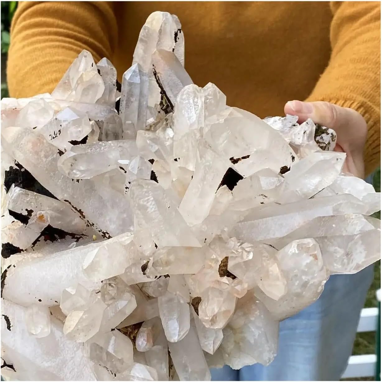 1pcs 50-100g White Quartz Cluster Crystal Home Office