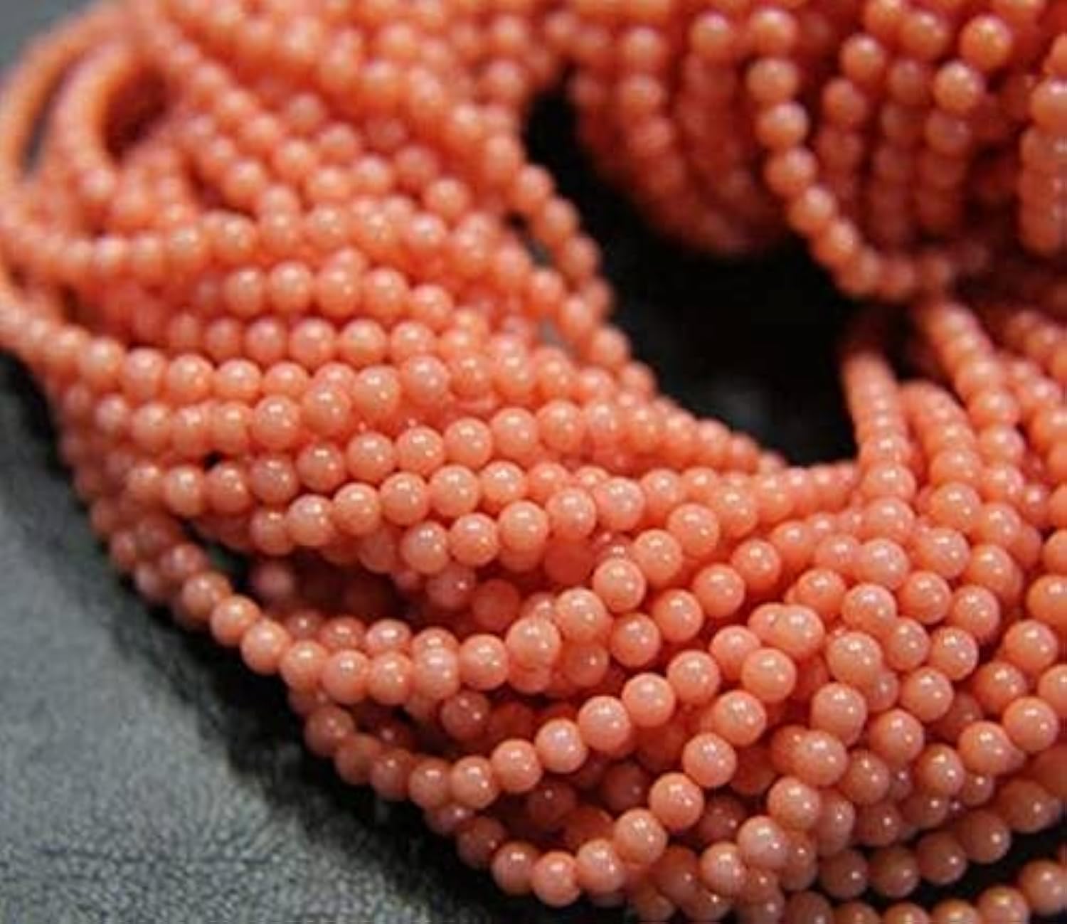 Perles rondes en corail rouge de 4mm pour offrir un cadeau artisanal unique