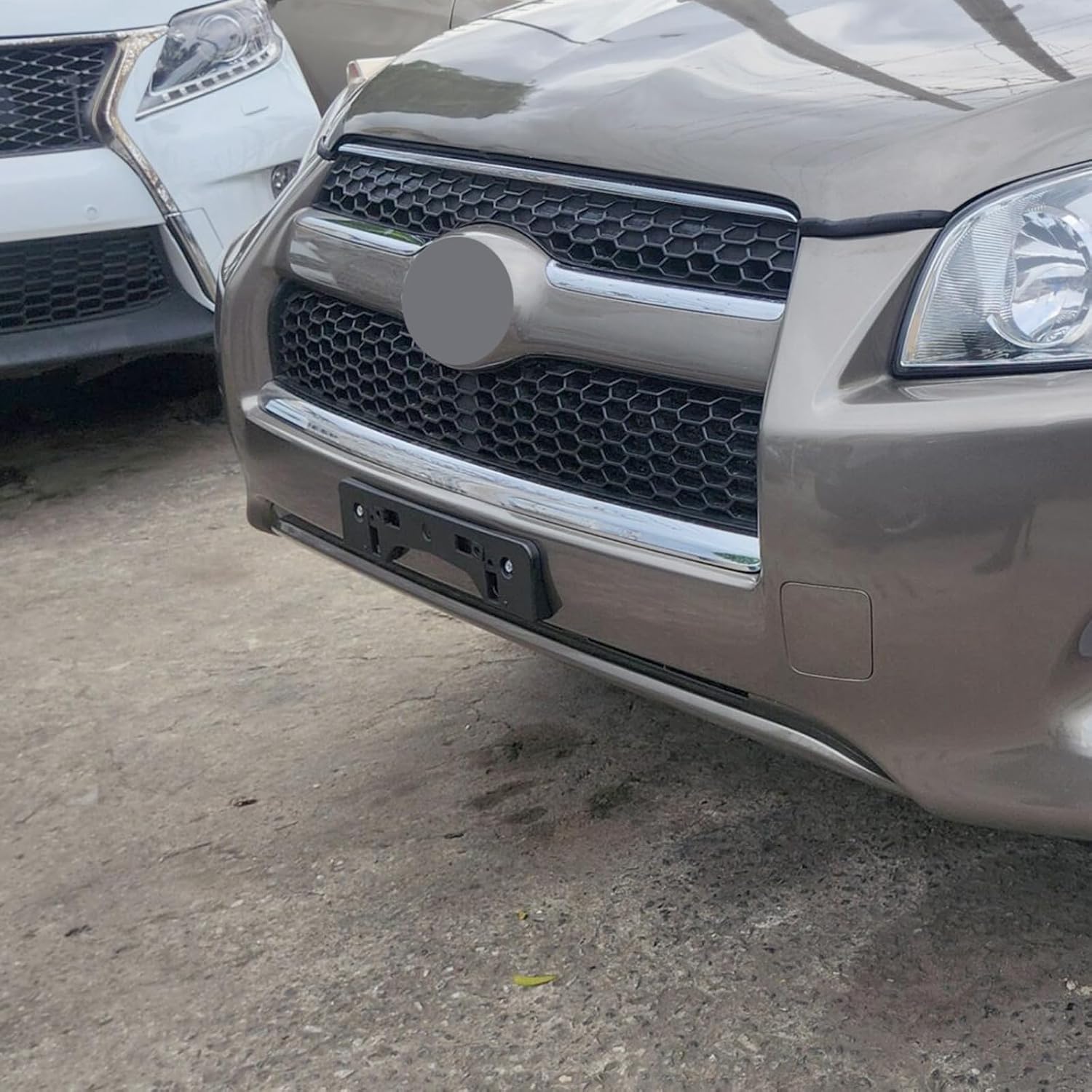 Front Bumper License Plate Frame Bracket Holder Fits for 2009 2010 2011 2012 Toyota RAV4 Replace 521140R010 TO1068107
