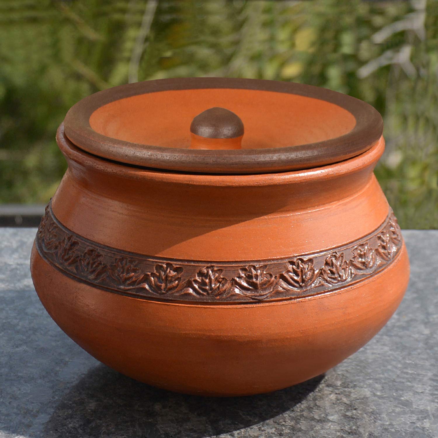StyleMyWay Handcrafted Ornately Designed Earthenware Handi with Lid (Brown, 1.25 Litre) | Clay Dahi Handi | Cooking and Serving Pot