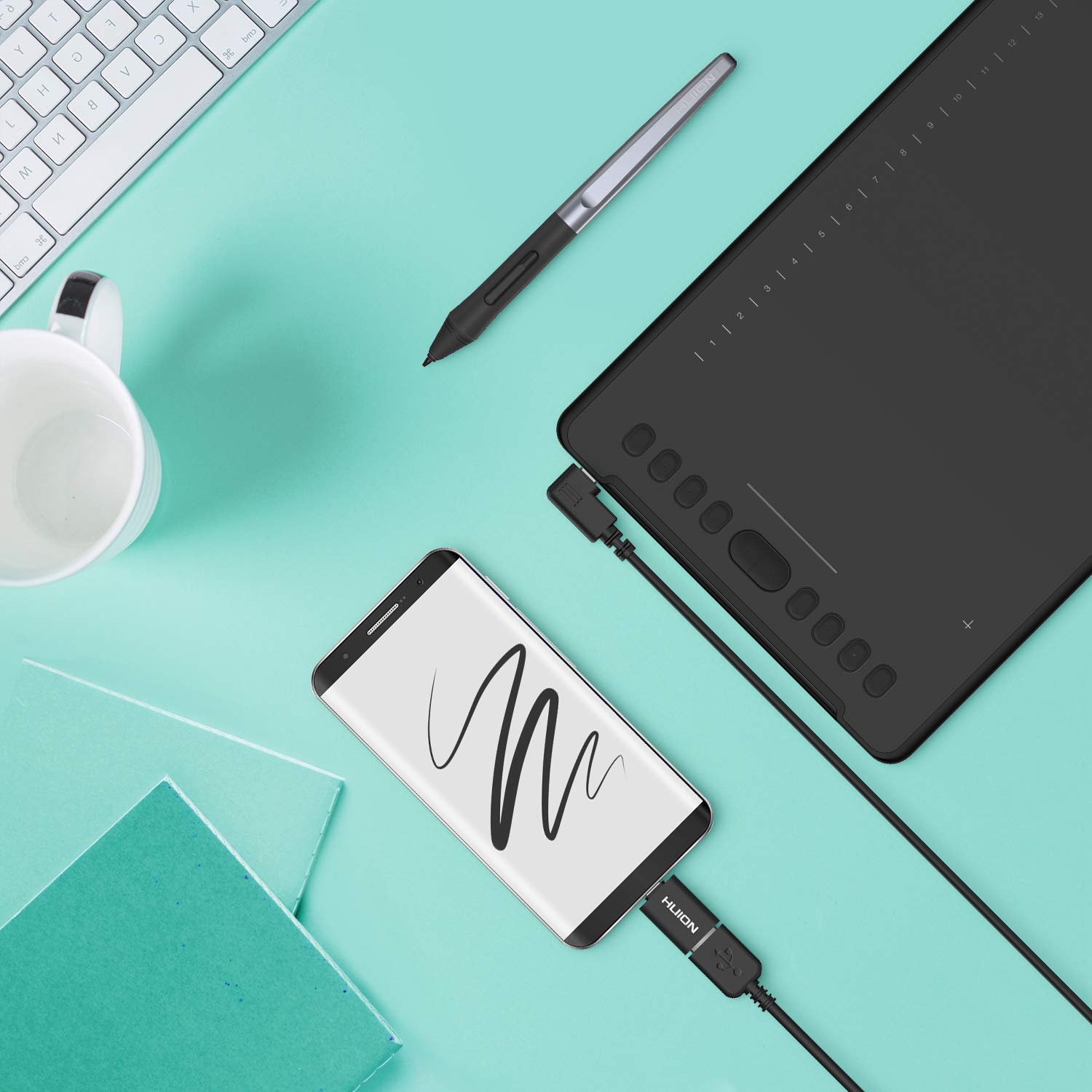 HUION Inspiroy H1161 Tavoletta Grafica con Touch Strip, 26 Tasti | 11 x 6,87 Pollici, Inclinazione ±60°, 8192 Livelli, con Android/Mac/Win, Ideale per il Disegno e la Progettazione Digitale