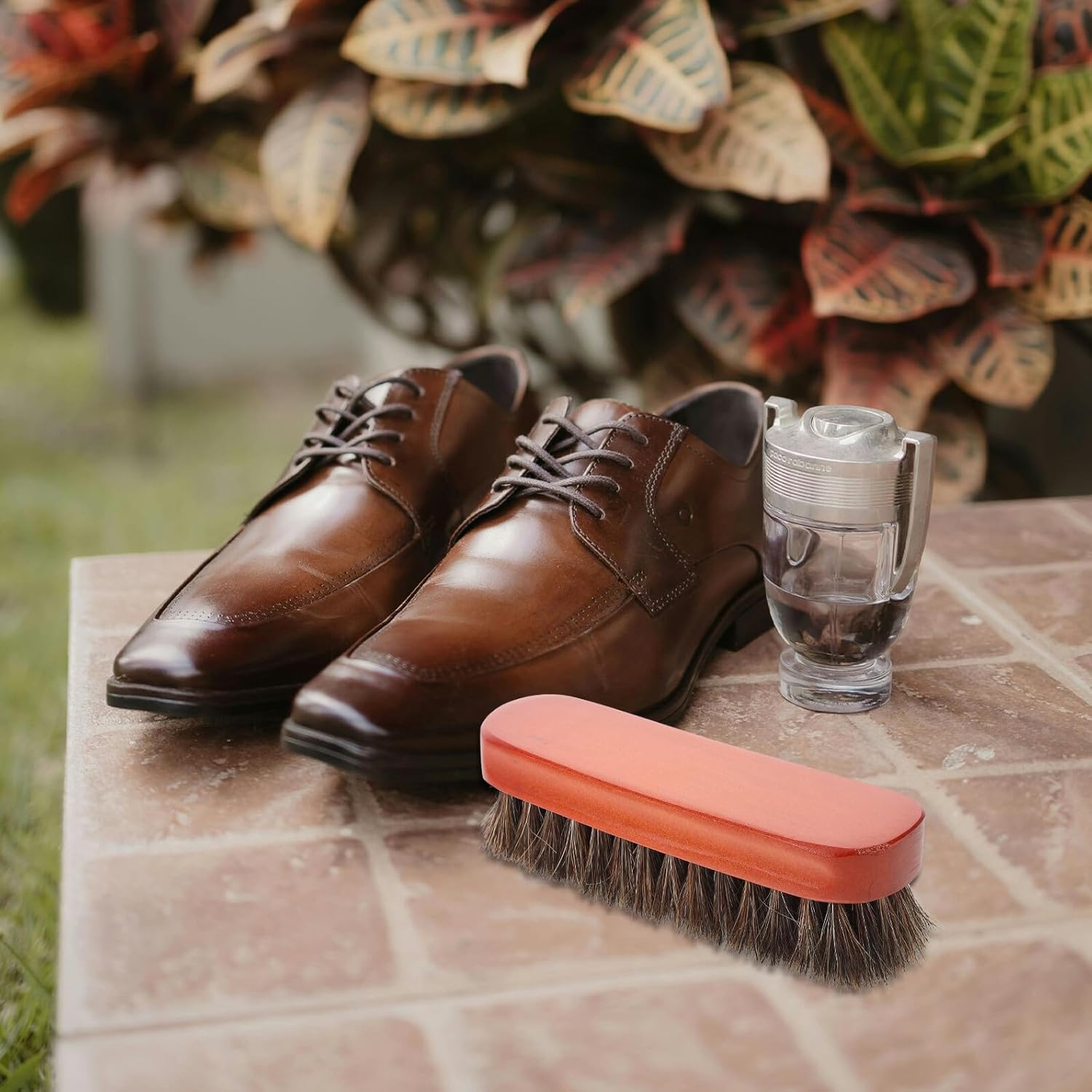 Ipetboom 2pcs Horsehair Shoe Shine Brush with Curved Wooden Handle 15cm Soft Bristle Shoe Polishing and Cleaning Brush for Leather and Suede Boot Care Accessories for Daily Use