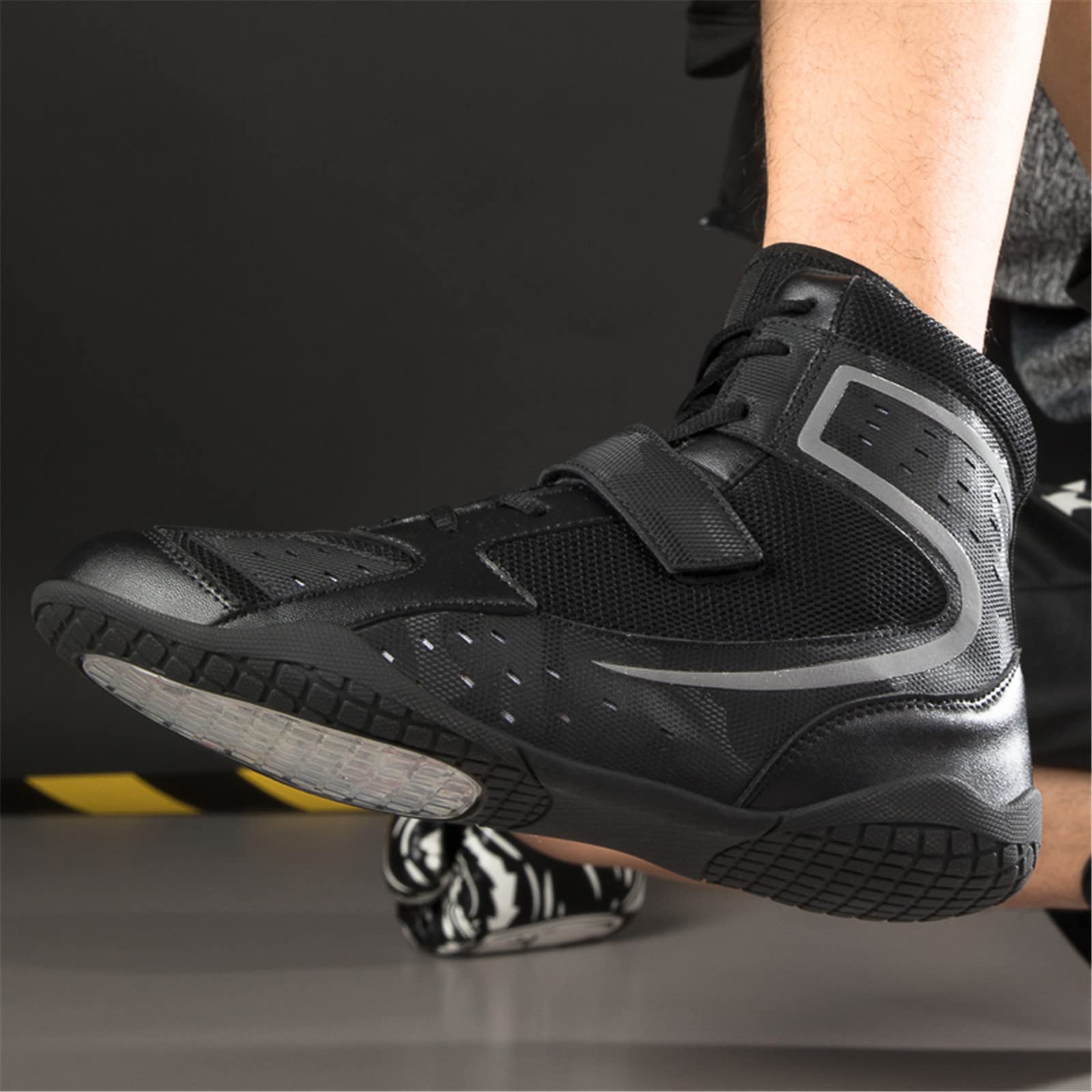 DAMANDO Frauen Boxstiefel, Atmungsaktive Gewichtheben Kickboxen Schuhe Leichte Casual High Top Wrestling Turnschuhe,Schwarz,39 EU