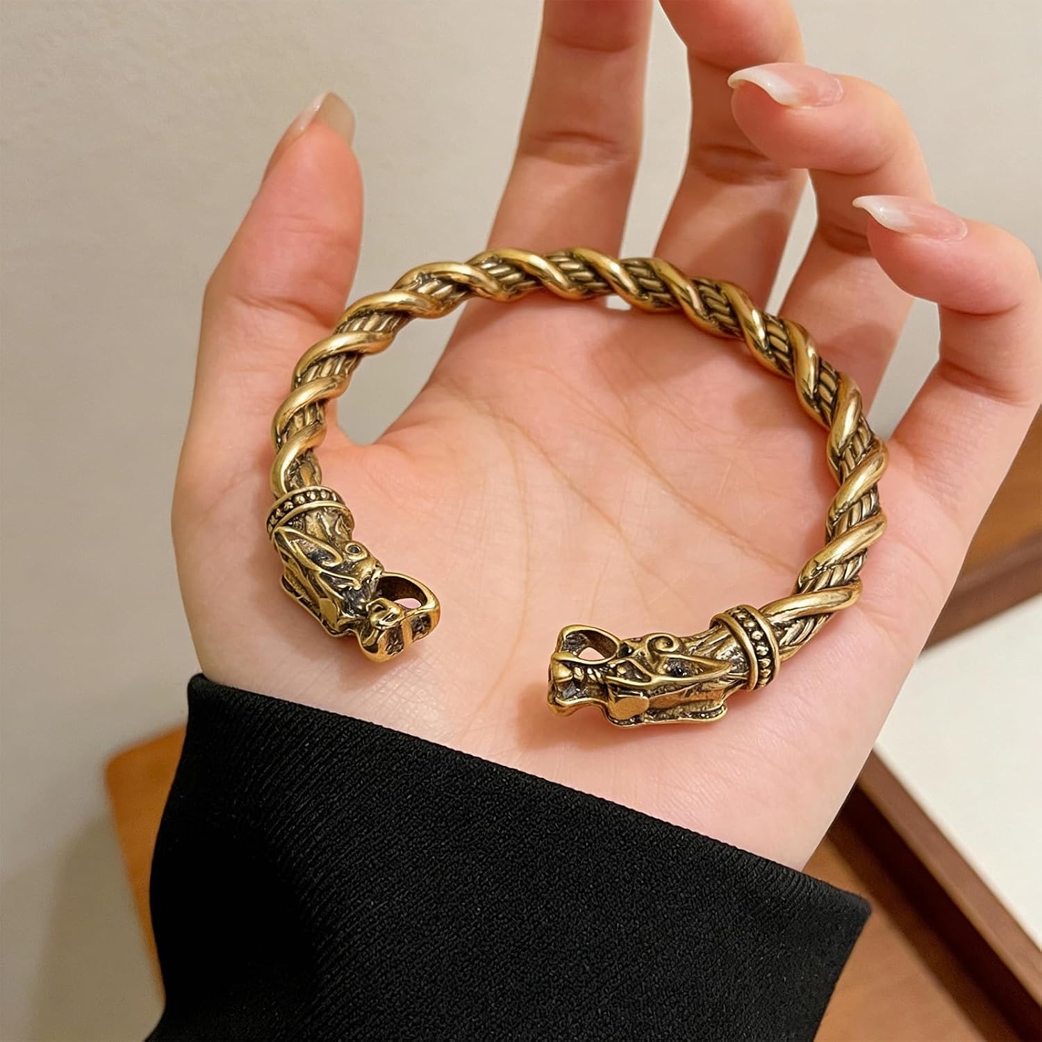 Viking Bracelet for Men, Vintage Silver Open Twisted Cuff Bracelet, Adjustable Pagan Norse God Odin Arm Rings with Wolf Head Design, Medieval Warrior Jewelry, Viking Accessories for Birthday Decor