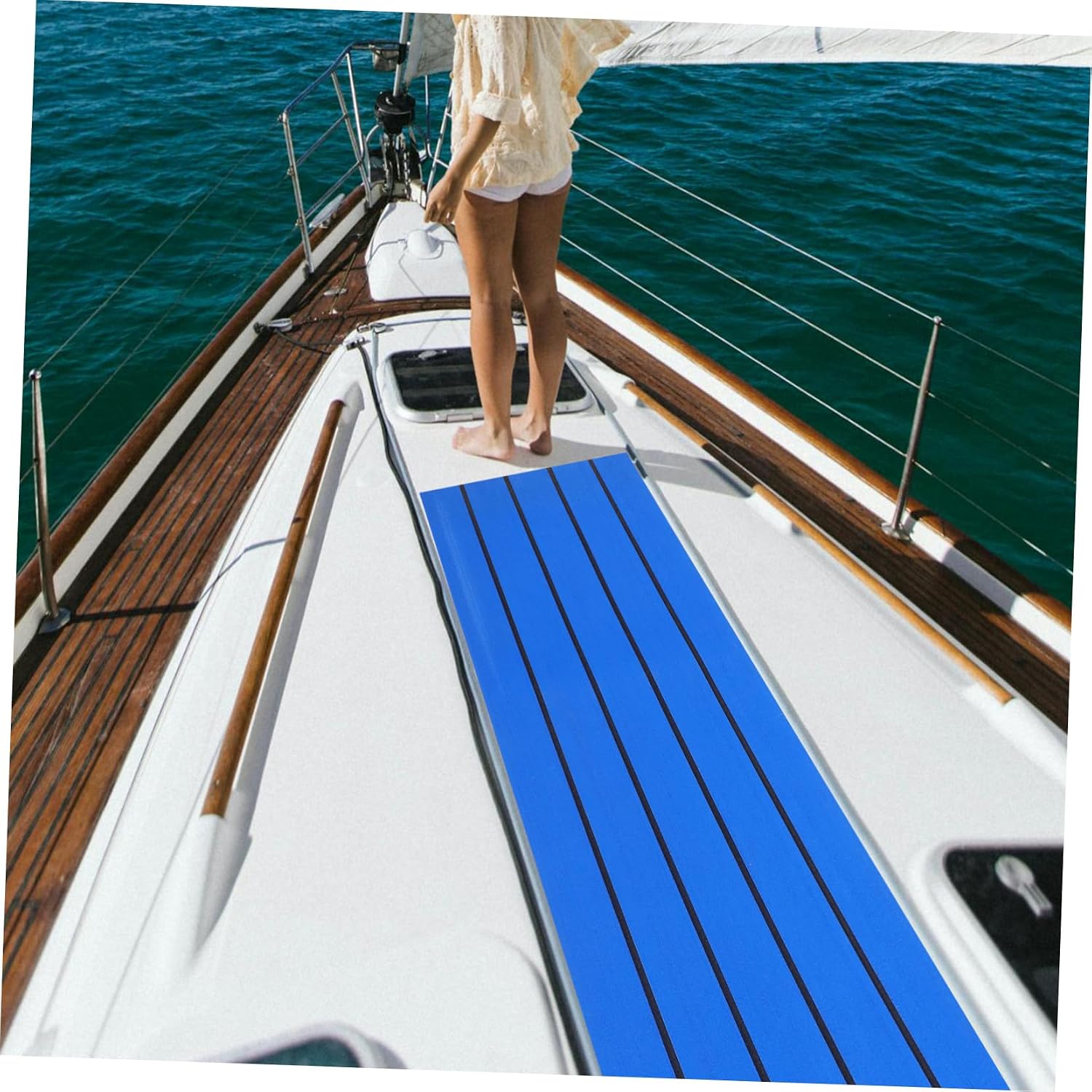 Toddmomy Deck Boat Flooring Skid Eva Mat Comfortable Yacht Deck Cushion for Boats Rvs and Motorboats Self-Adhesive Non- Easy Installation Black