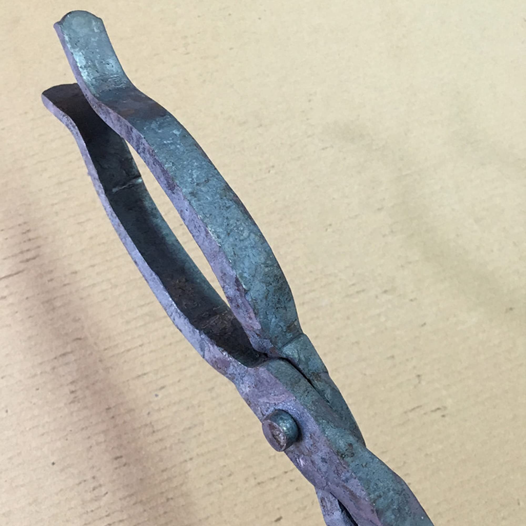 Tenaza de forja Pinzas de herrero compensadas para la fabricación de cuchillos de yunque 500mm de longitud Tenaza de forja se puede calentar Herrero Ingeniero