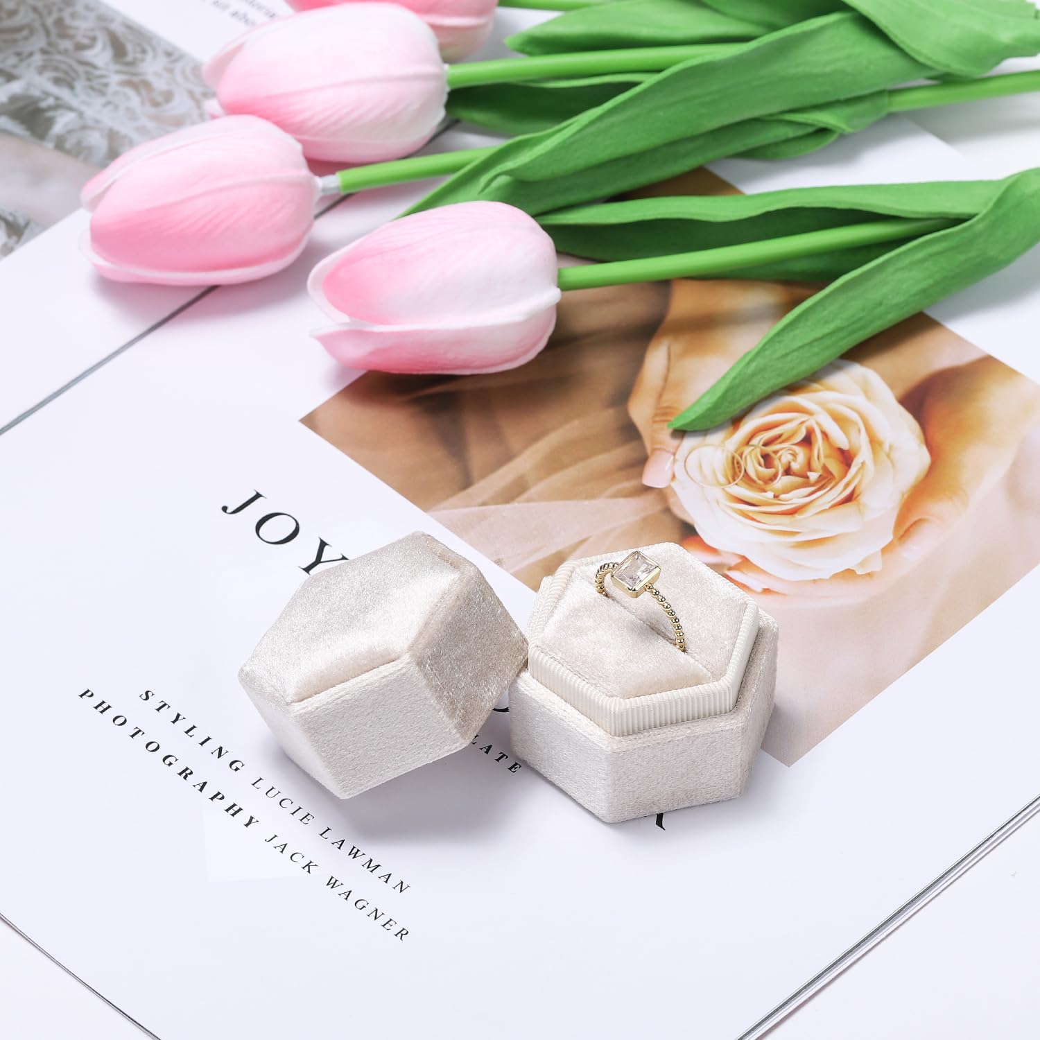 Etercycle Velvet Ring Box - Vintage Hexagon Premium Jewelry Display Holder Gift Box with Detachable Lid for Wedding Ceremony Proposal Engagement (Beige, 1 Slot)