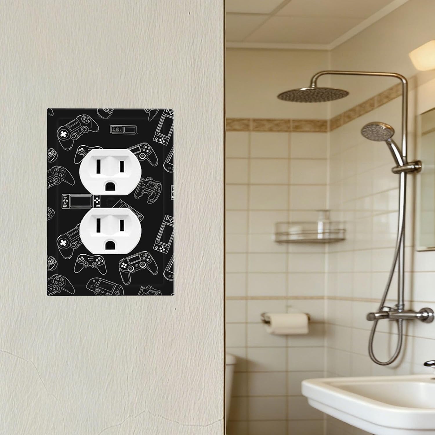 Teen Bedroom & Game Room Decorative Duplex Wall Plate - 1-Gang Standard US Size Video Game Black Outlet Covers for Men Cave Boys Room Decor