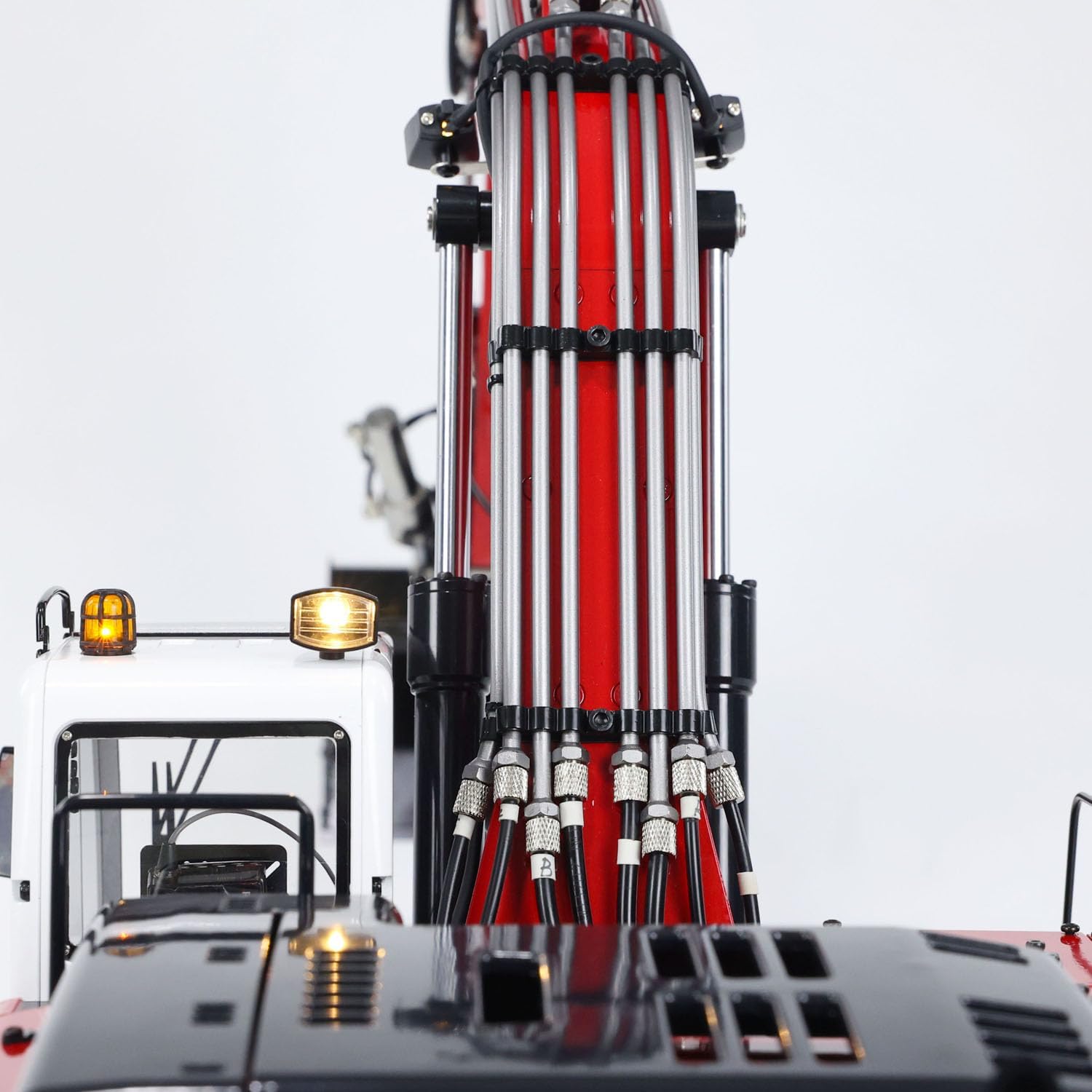 RC Hydraulic Metal Excavators 1:14 946 Tracked Diggers Construction Vehicles Multi-Attachments Hydraulic Grab Ripper Bucket Ripper Grab Bucket(Red and White)